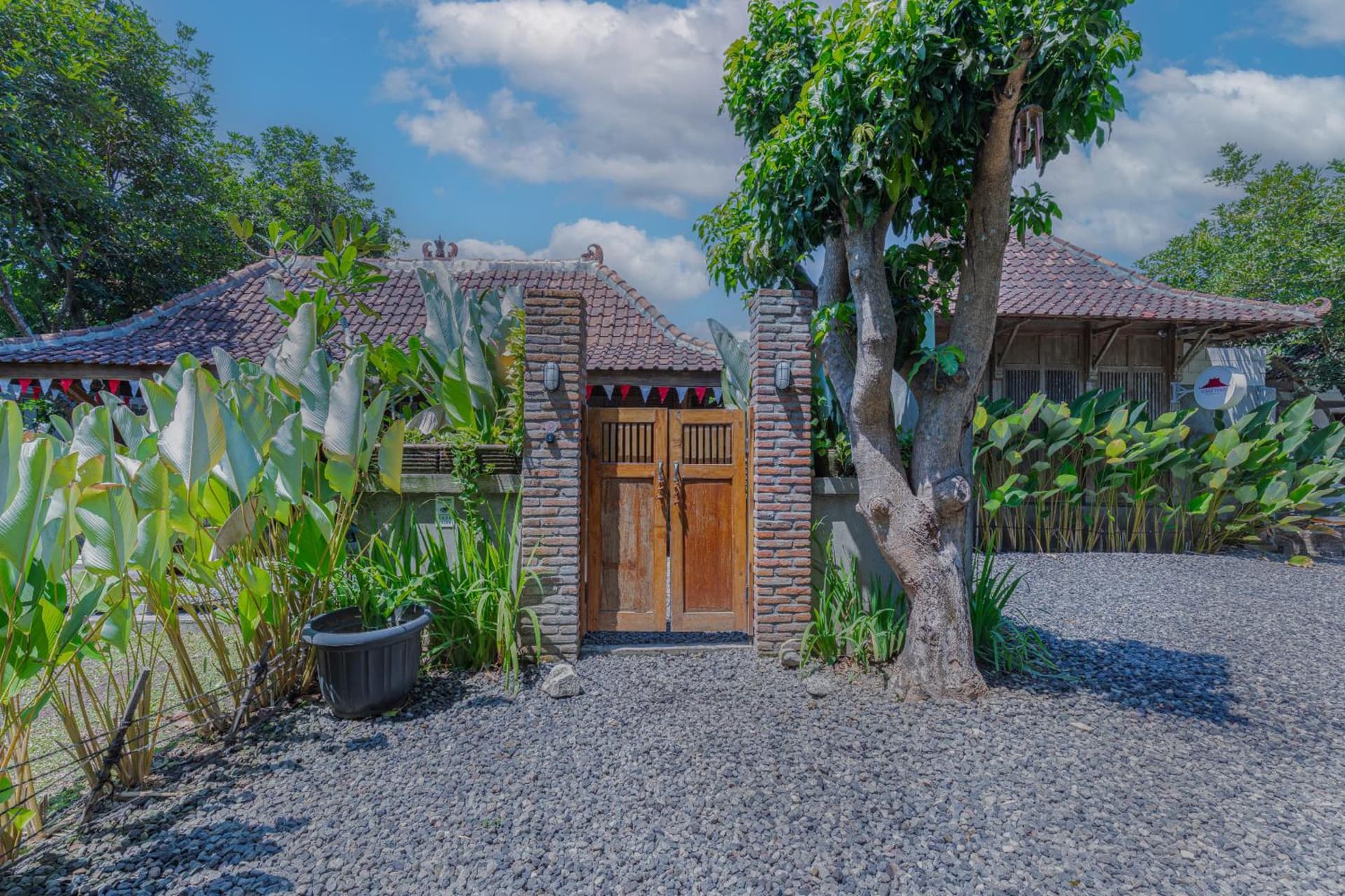 Yukke Tembi Homestay