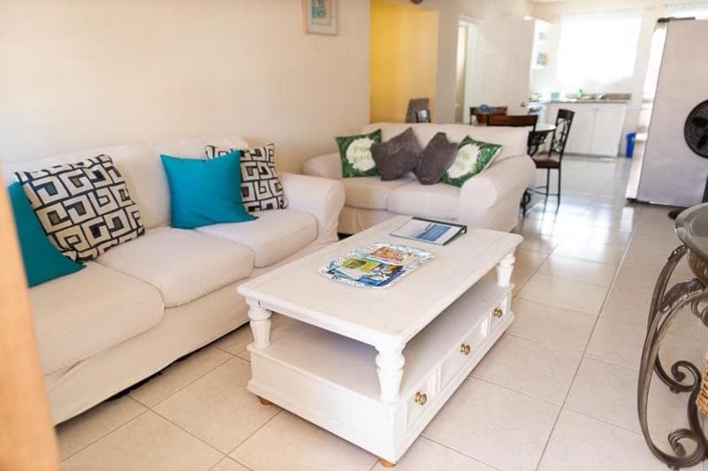 Seashades 2BR 1 full and 1 half bathrooms Condo with pool Close to beach Sleeps 4