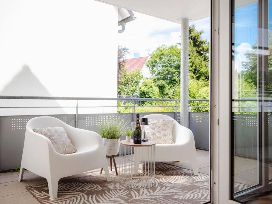 4-Zimmer-Apartment - Messe - Airport - Tiefgarage - 3-Schlafzimmer - Küche