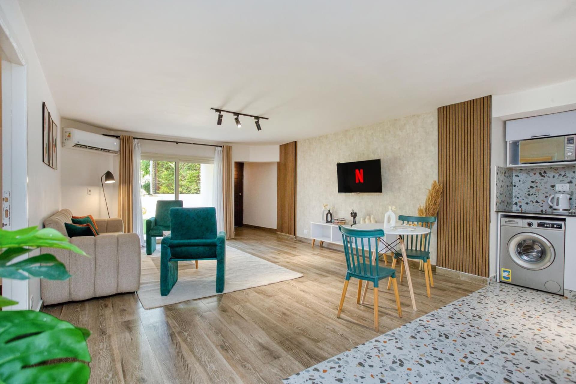 New cairo apartment in front of Garden 8 Mall