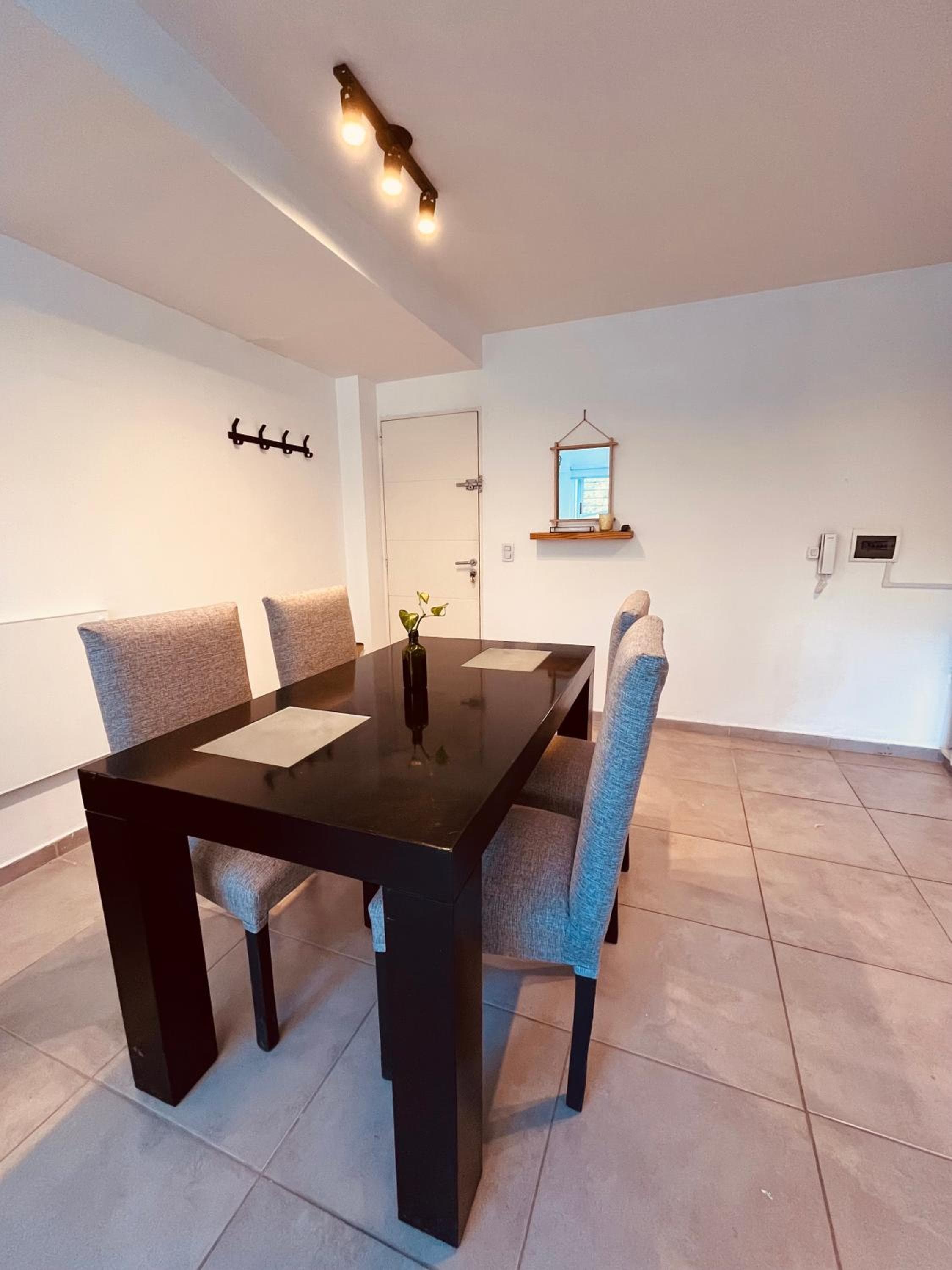 Aguaribay duplex Nuevo Centro