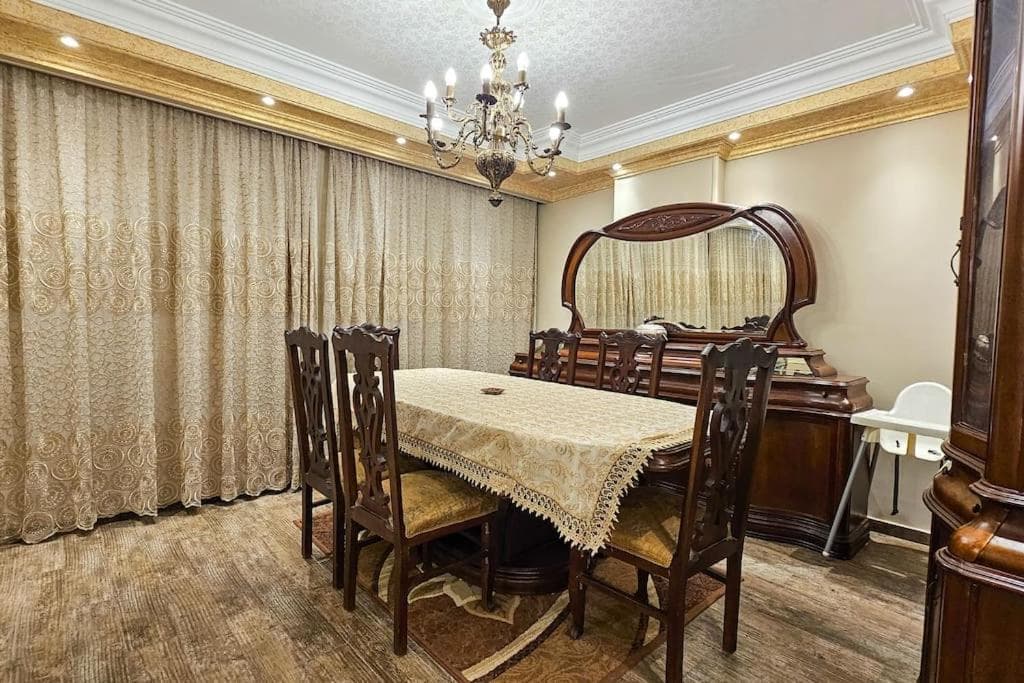Comfy 2 Bedrooms Apartment in Cairo 92