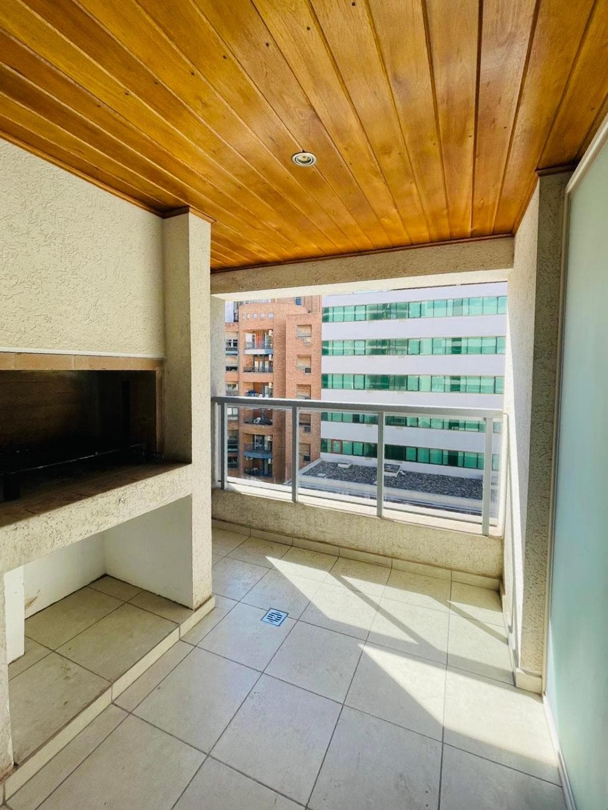 CATEGORIA departamento a dos cuadras del patio olmos 1 dormitorio asador pileta y cochera