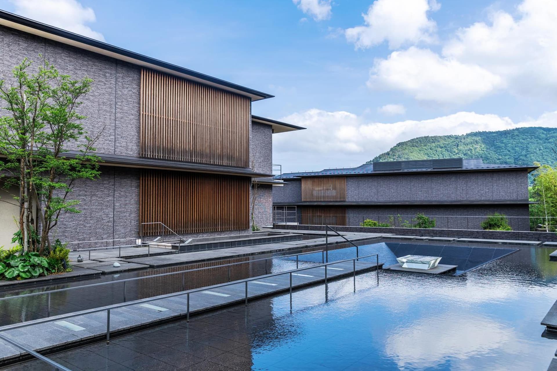 Hakone Gora KARAKU