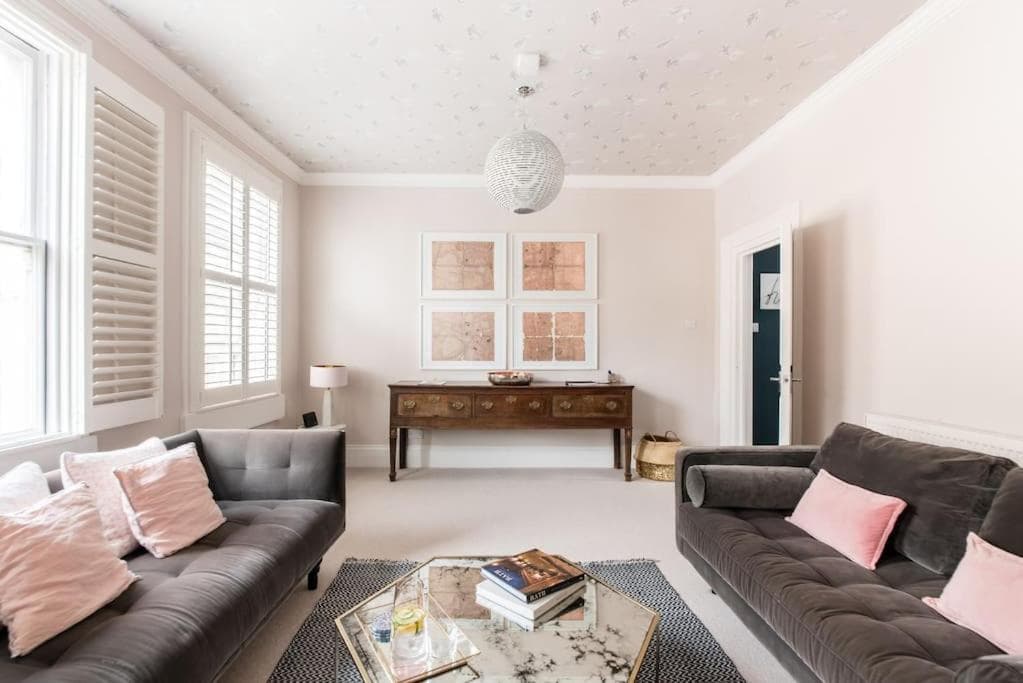 Charlotte Street Apartment
