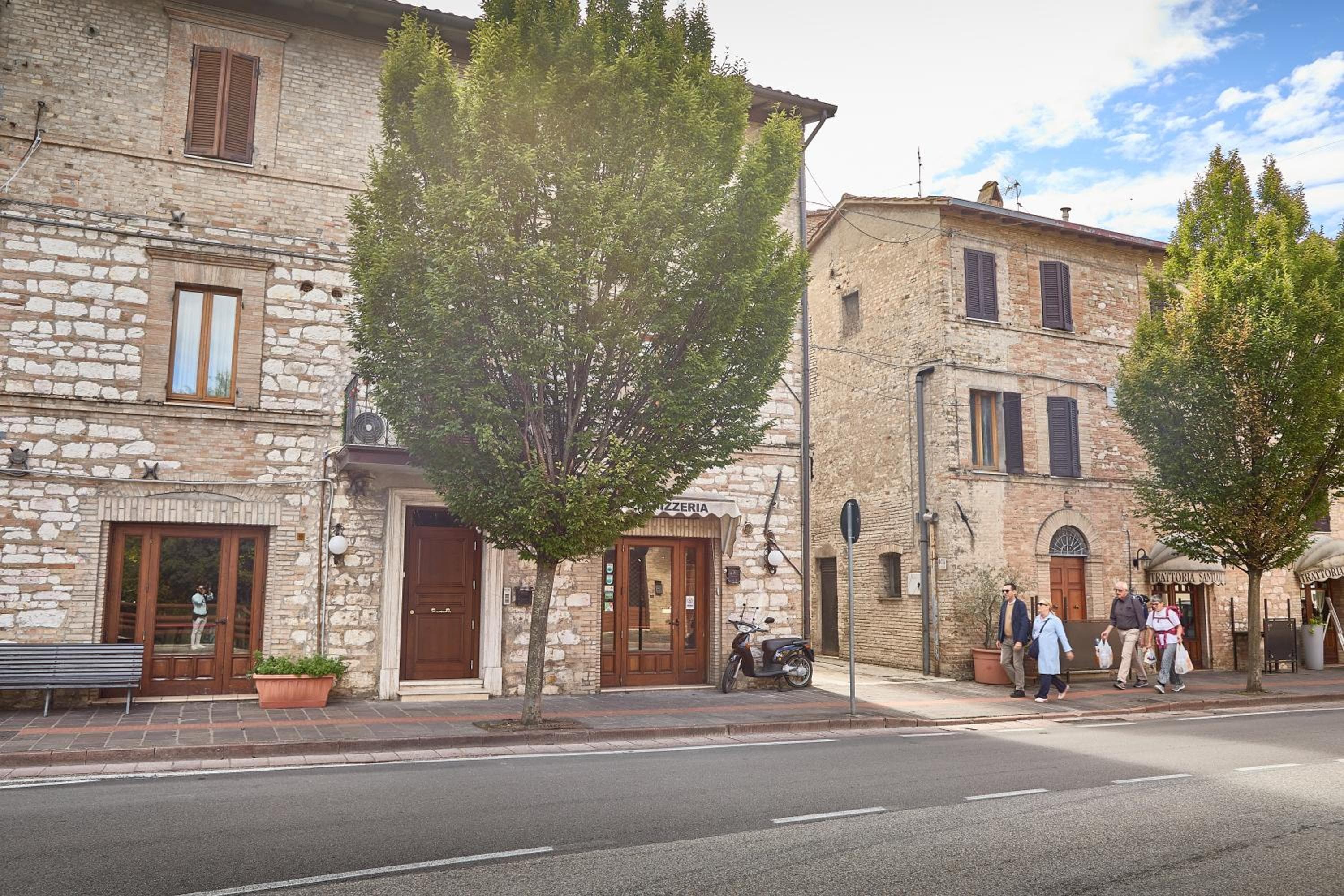 Sottoassisi - Guest House
