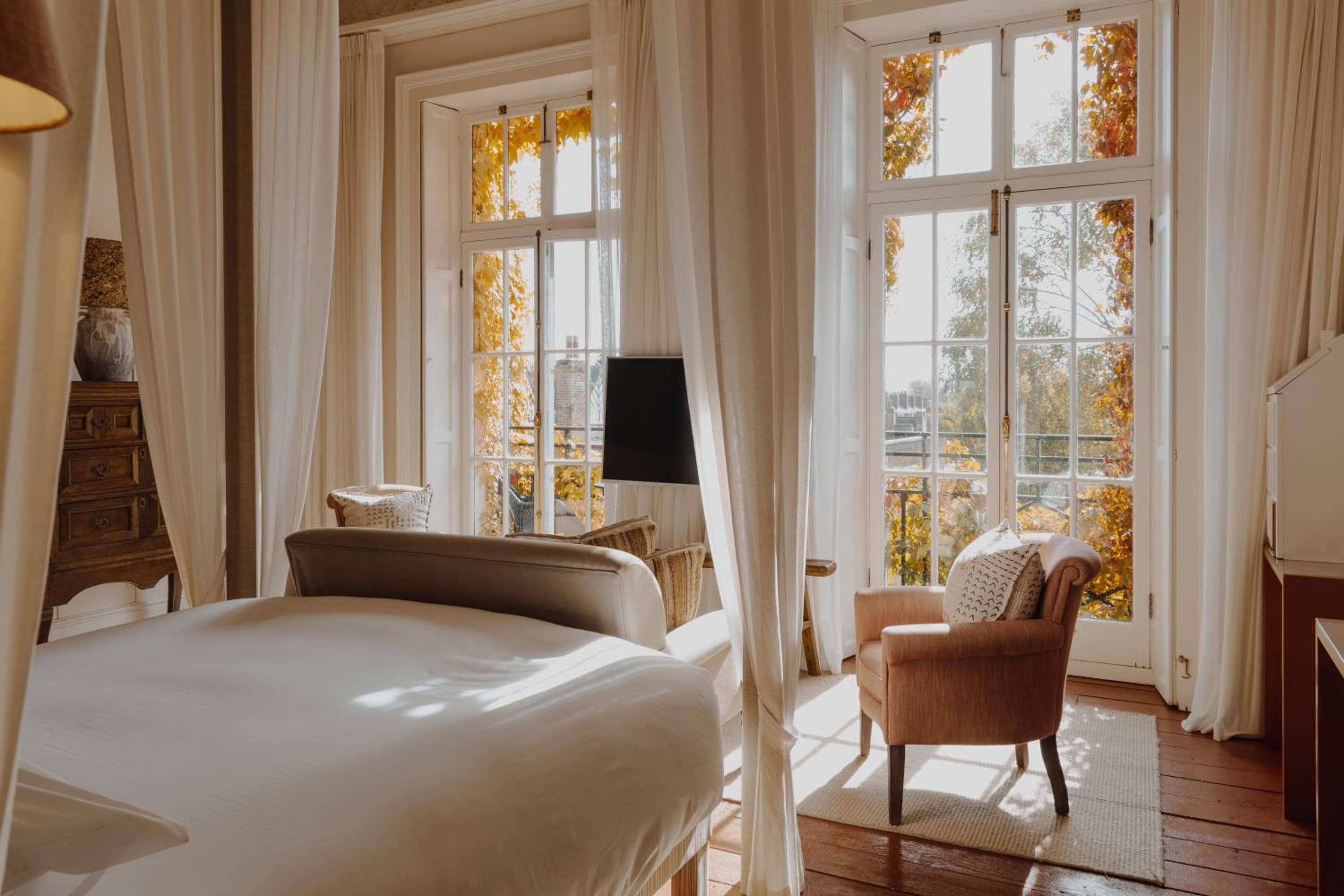 No 1 by GuestHouse, York 5