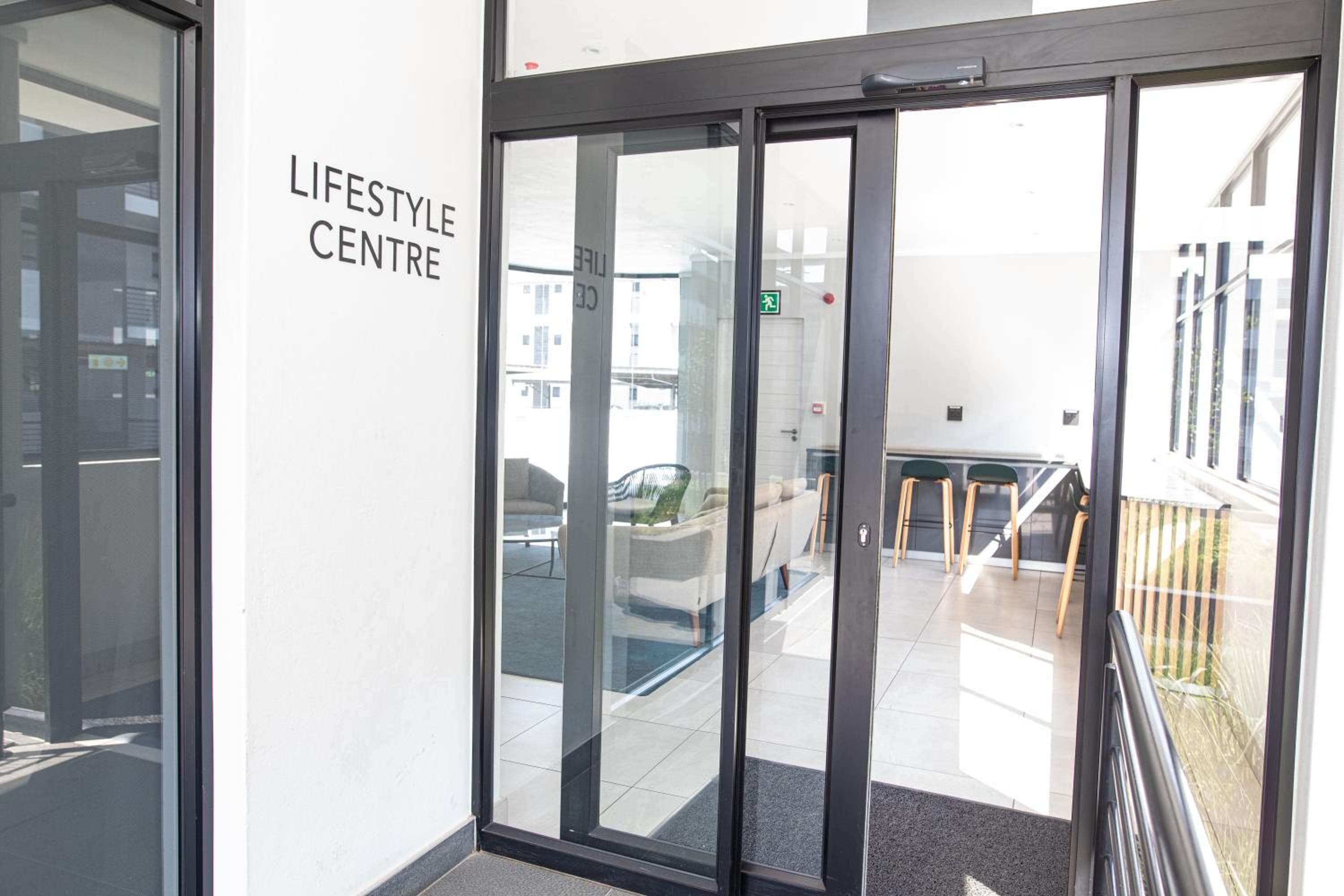 Waterkloof on Main Sassy Modern Apartment