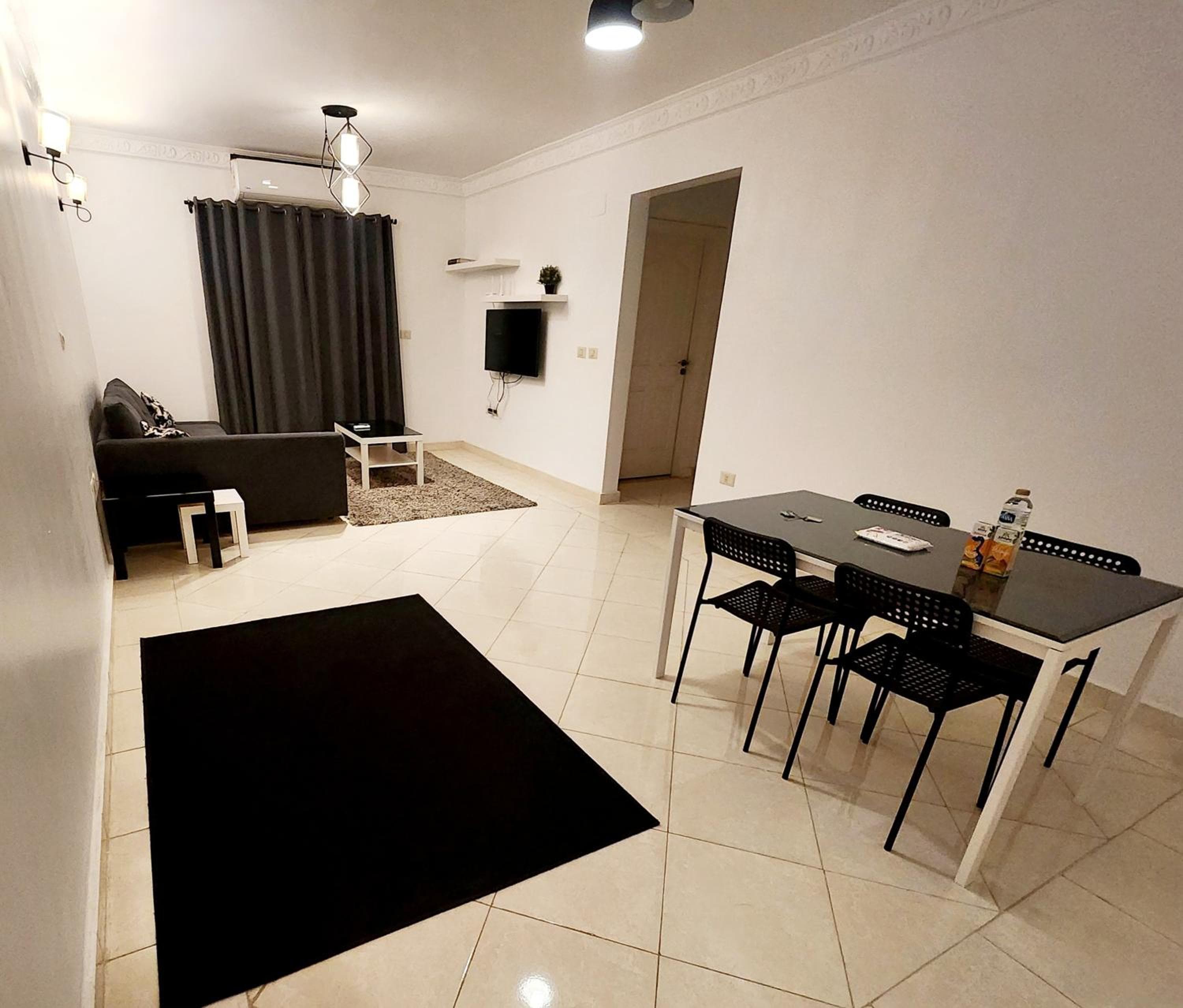 Stylish and modern apartment close to the airport