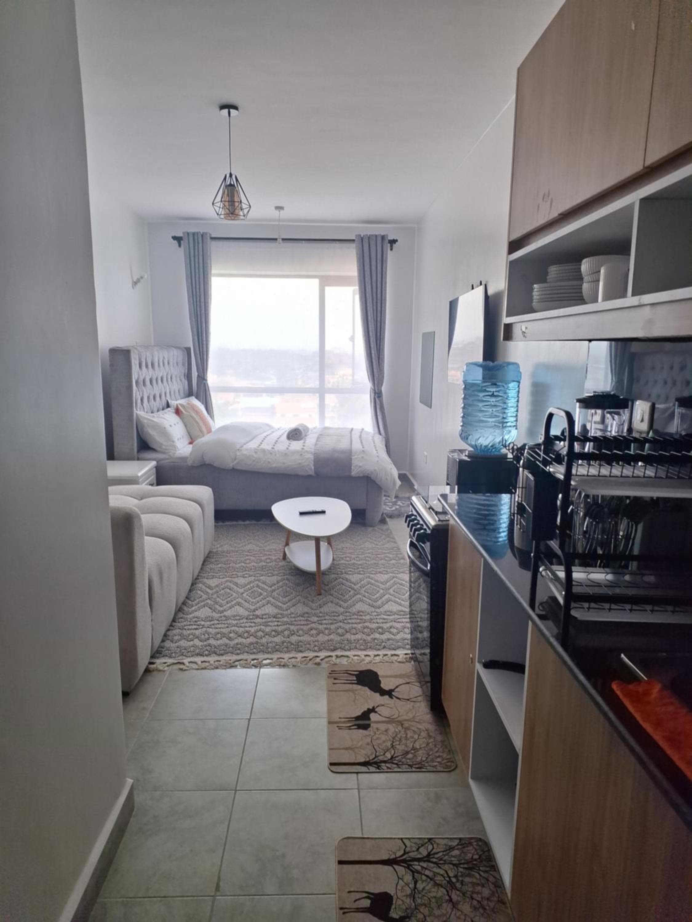 Luxury studio fedha