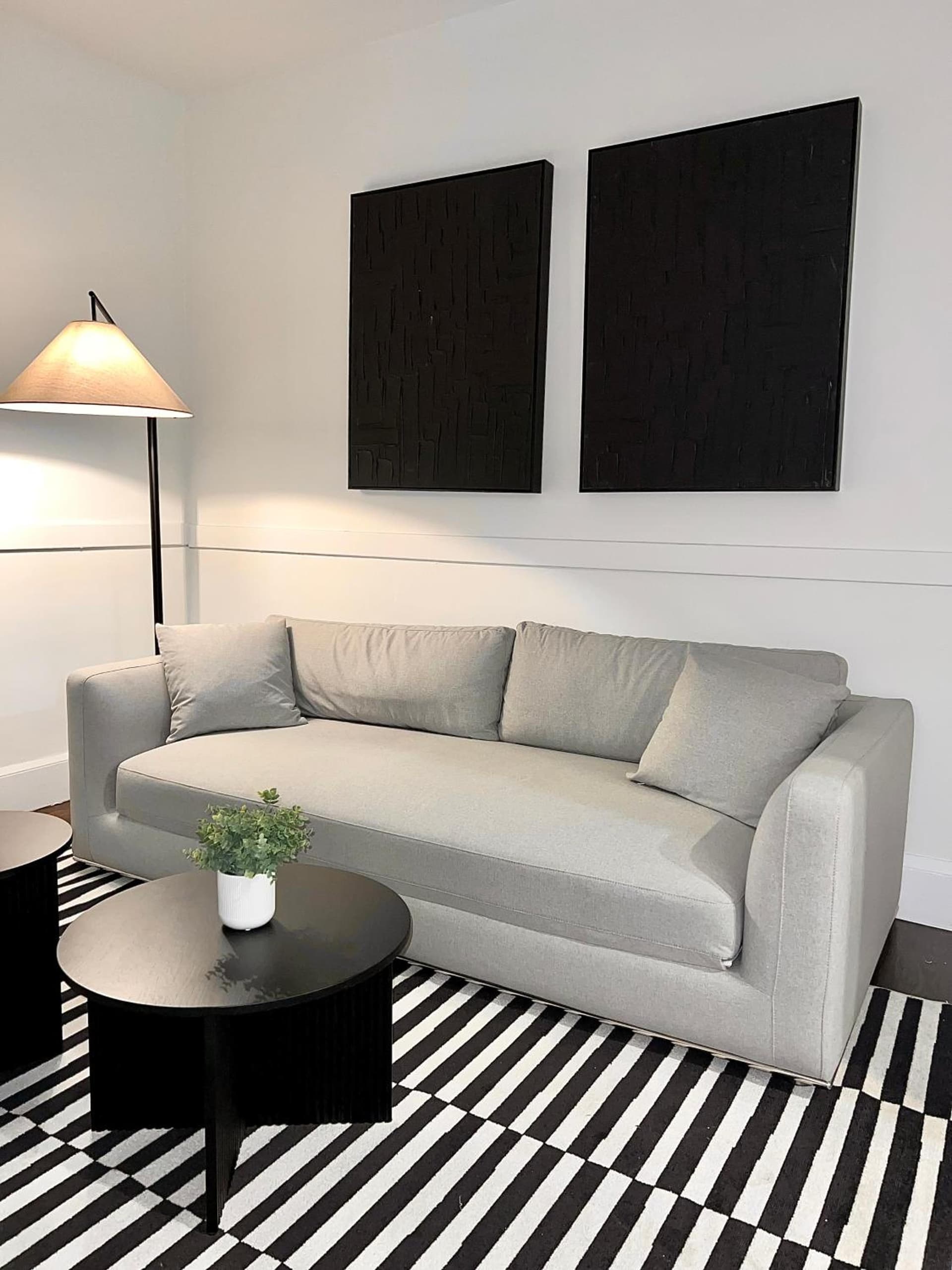 Modern Luxury Apartment in City