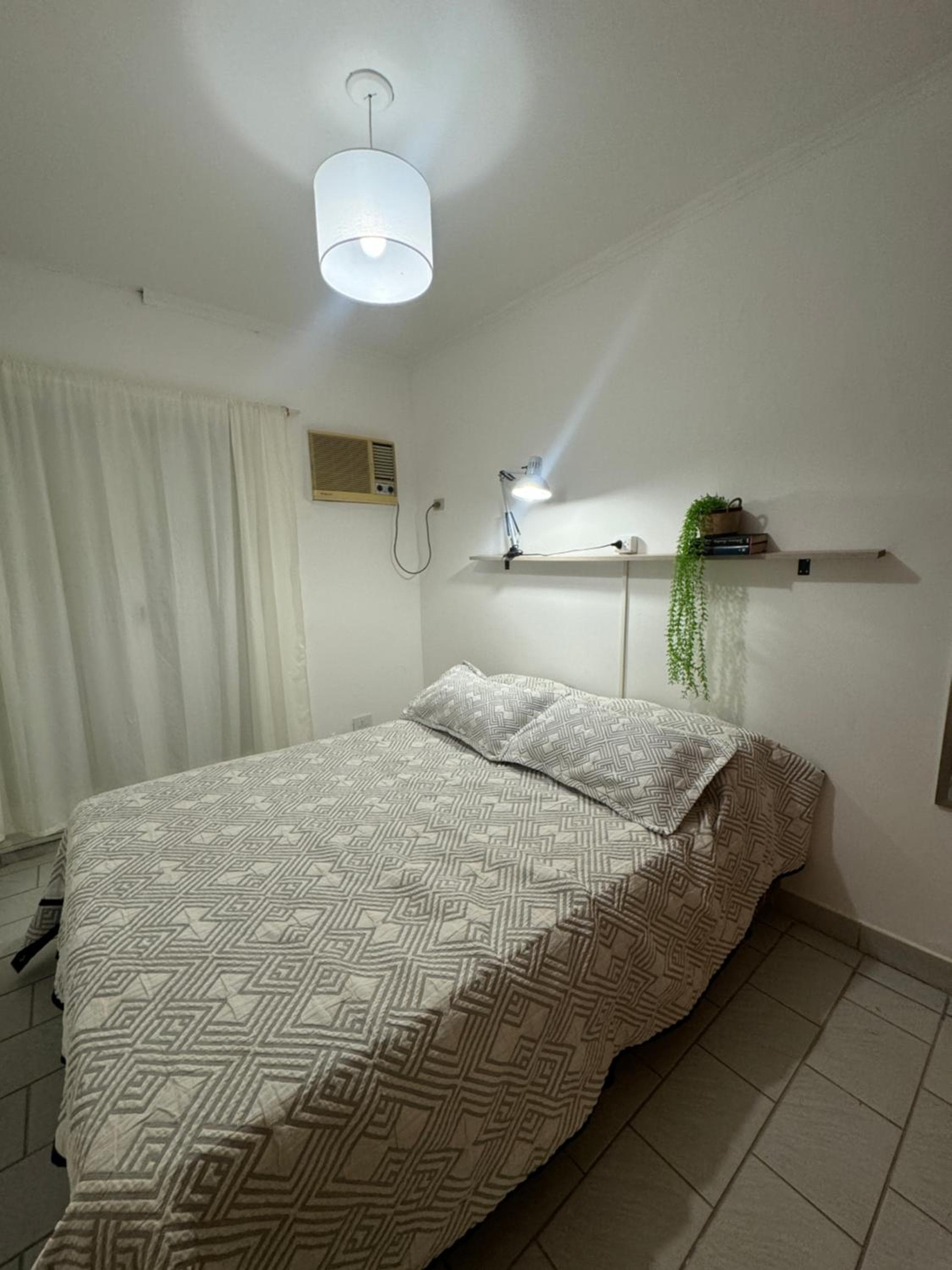 Hermoso Departamento en el corazón del centro santiagueño a 100 metros de la plaza principal, con estacionamiento privado