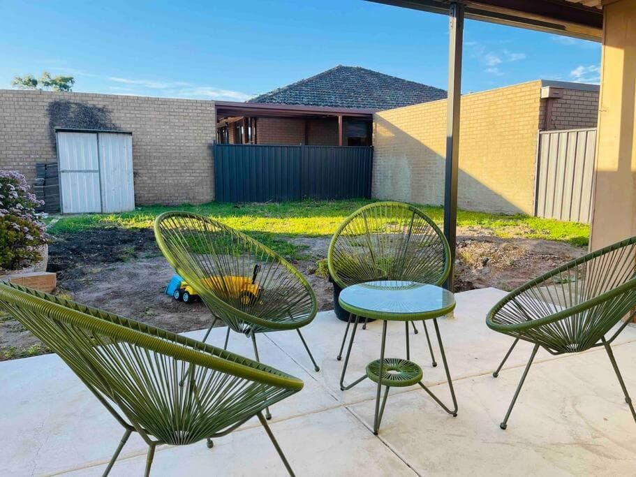 D140 Keilor Down Vacation