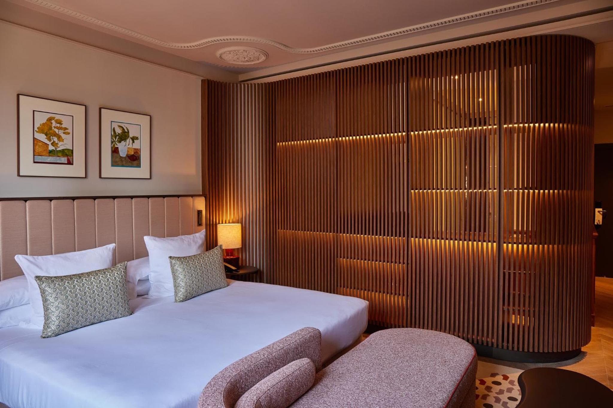 Grand Hotel Central, Small Luxury Hotels 2