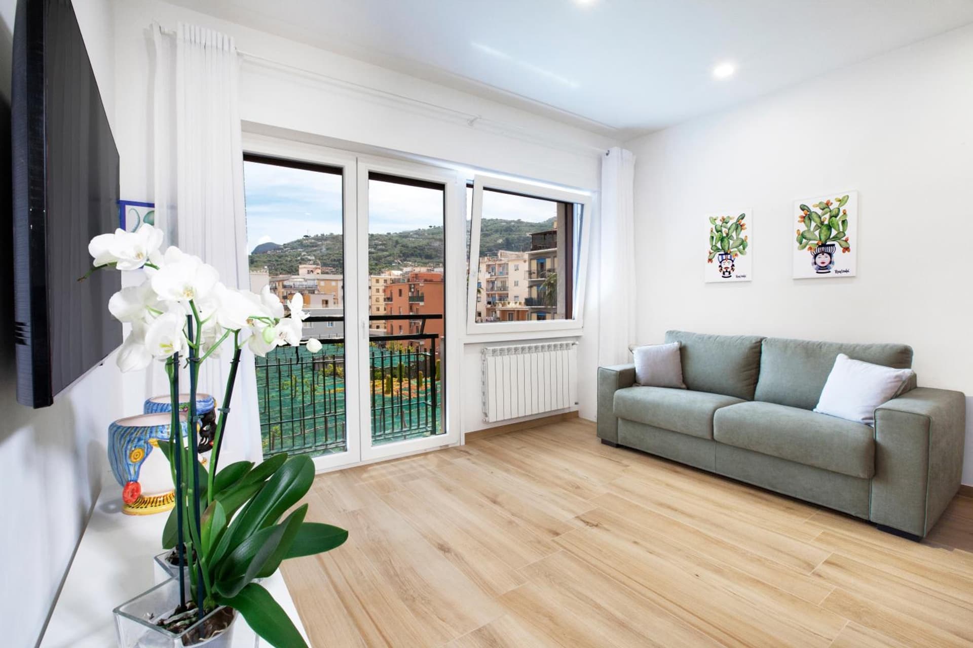 Solymar Suite