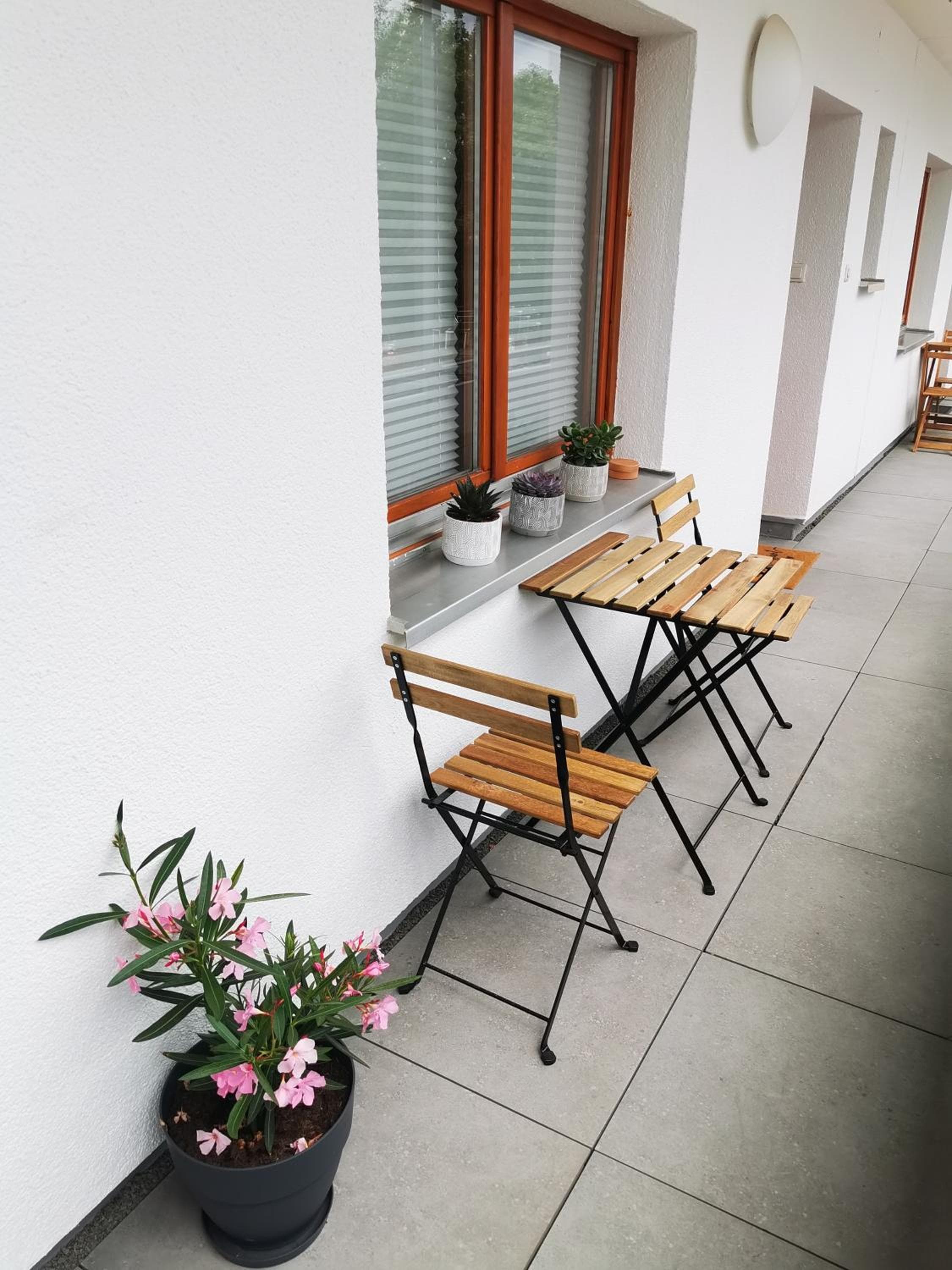 Newman Horizon Apartments Zirndorf - Playmobil Funpark, Nähe Messe Nürnberg und Fürth, 4 Pers, 24h Self Checkin, Waschmaschine, großer Parkplatz