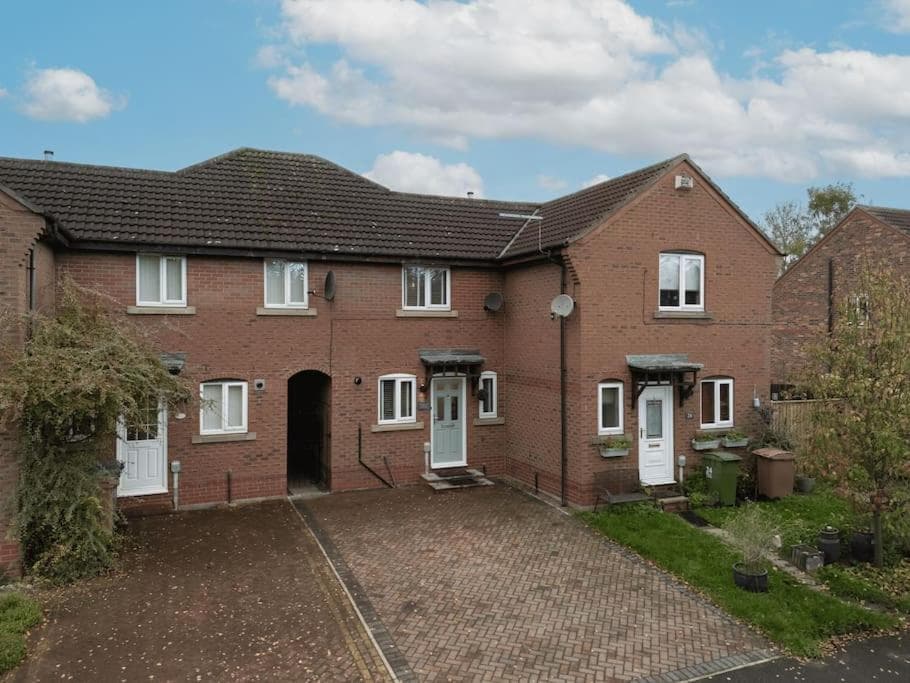 AA Bielby Drive