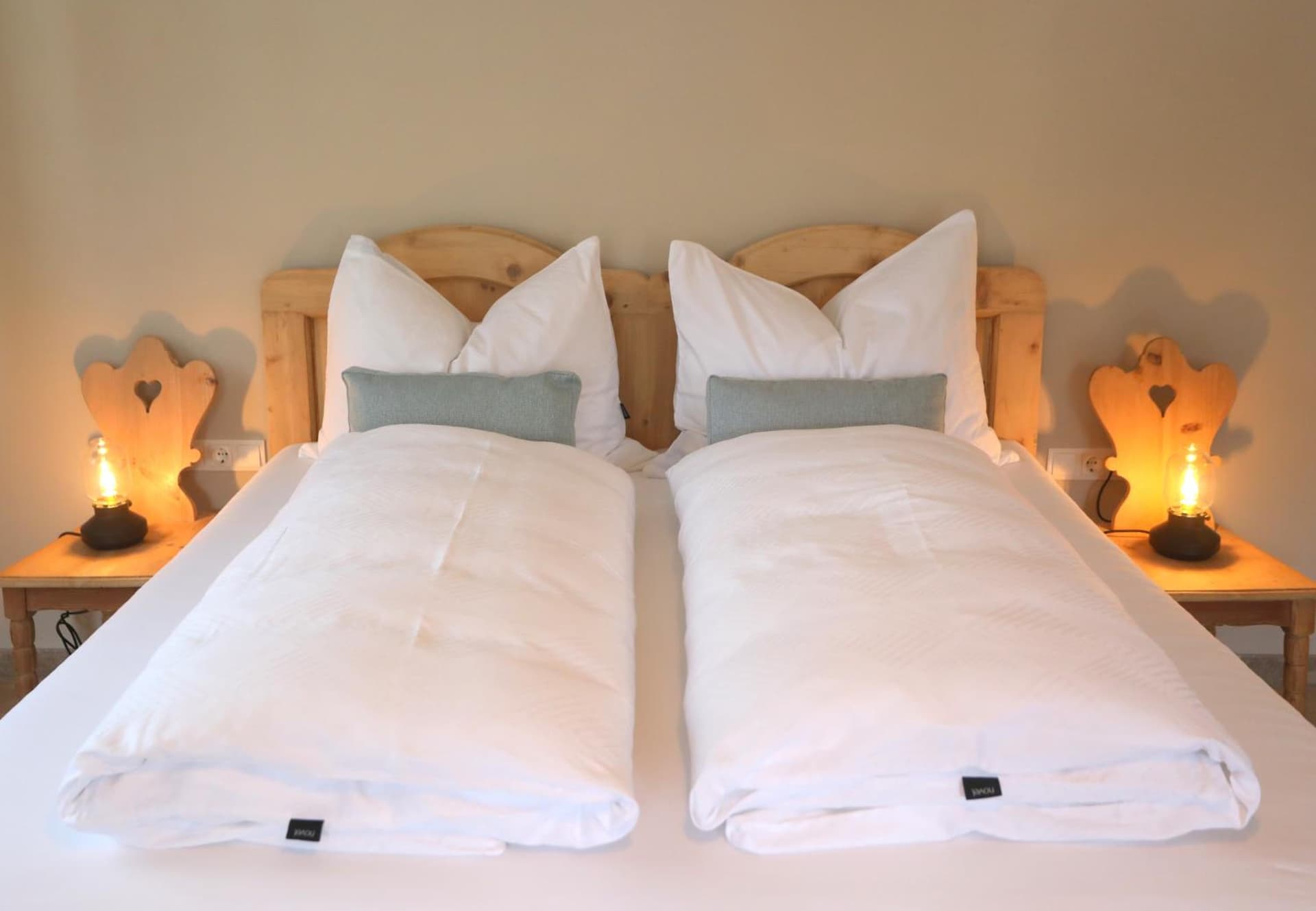 Gutshaus 1250 - Hotel mit Innenhof am Bach