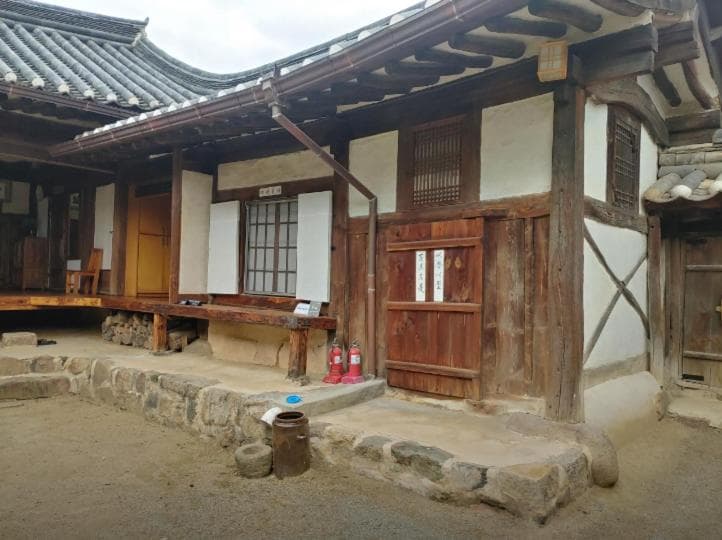 Healing hanok in Otgol village