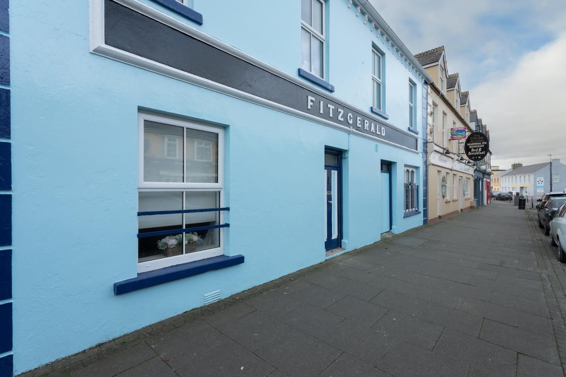 Fitzgeralds - Ballybunion - Sleeps 34