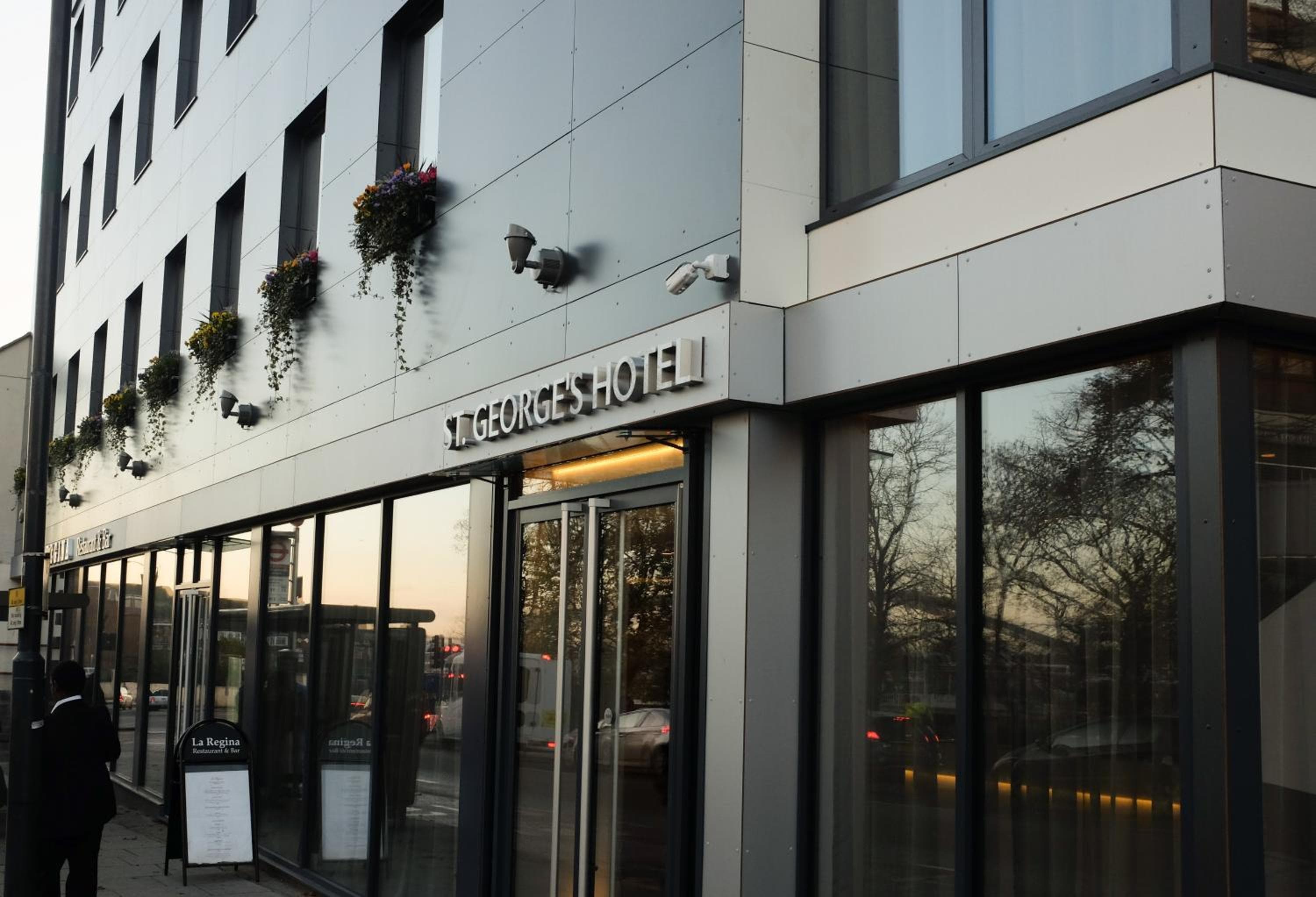 St George's Hotel - Wembley