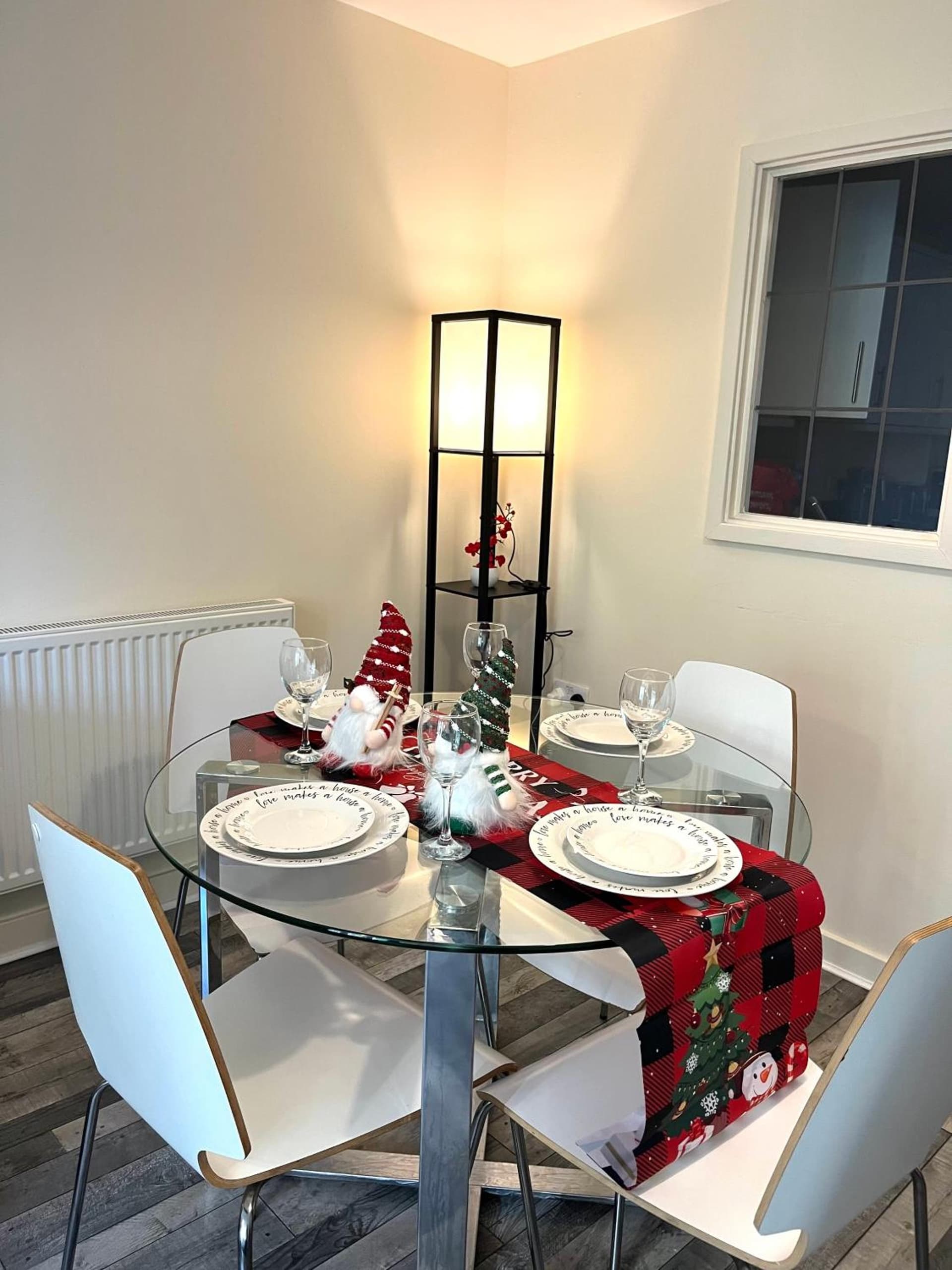Spacious two bedrooms apartment for business and holiday
