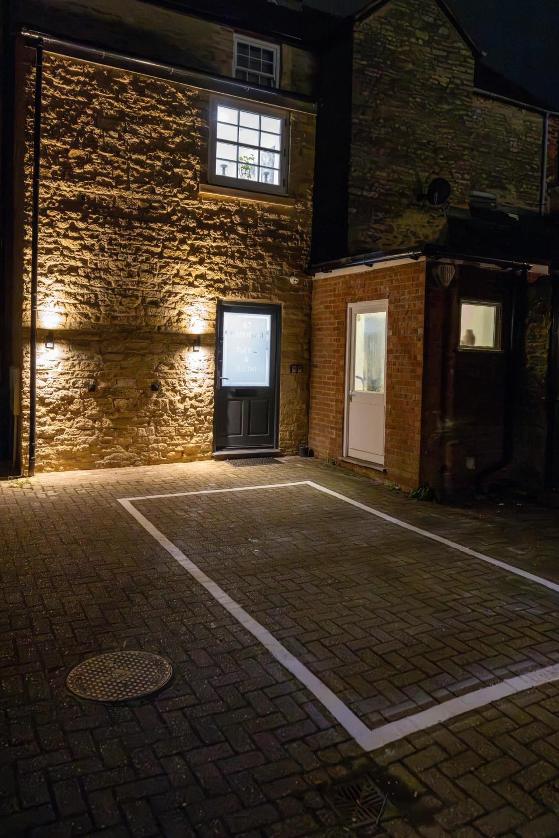 Stylish 1 Bed Apartment in Bicester Town Centre