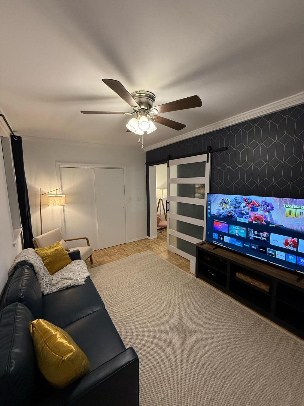 Luxury Boutique Home - 4 Beds 1 Baths 25 minutes to NYC