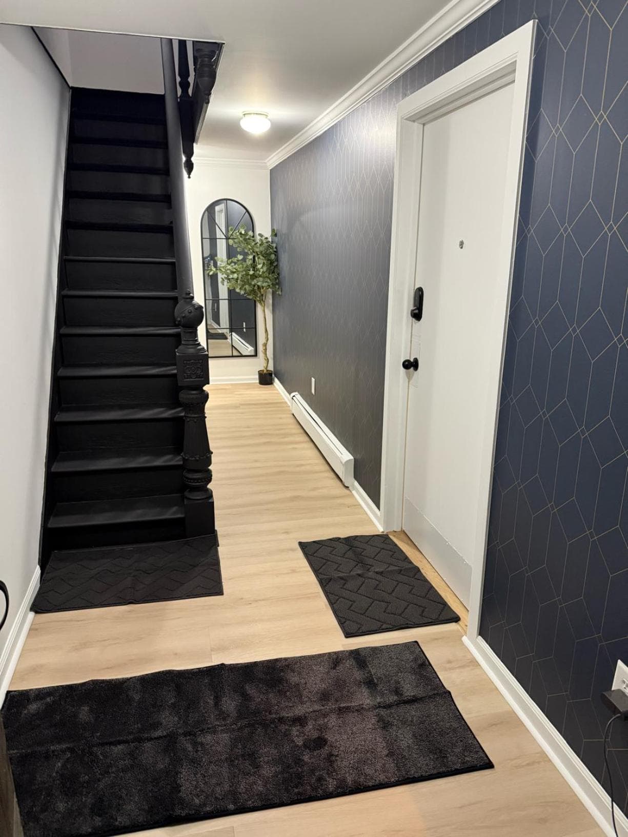 Luxury Boutique Home - 5 Beds 2 Baths 25 minutes to NYC