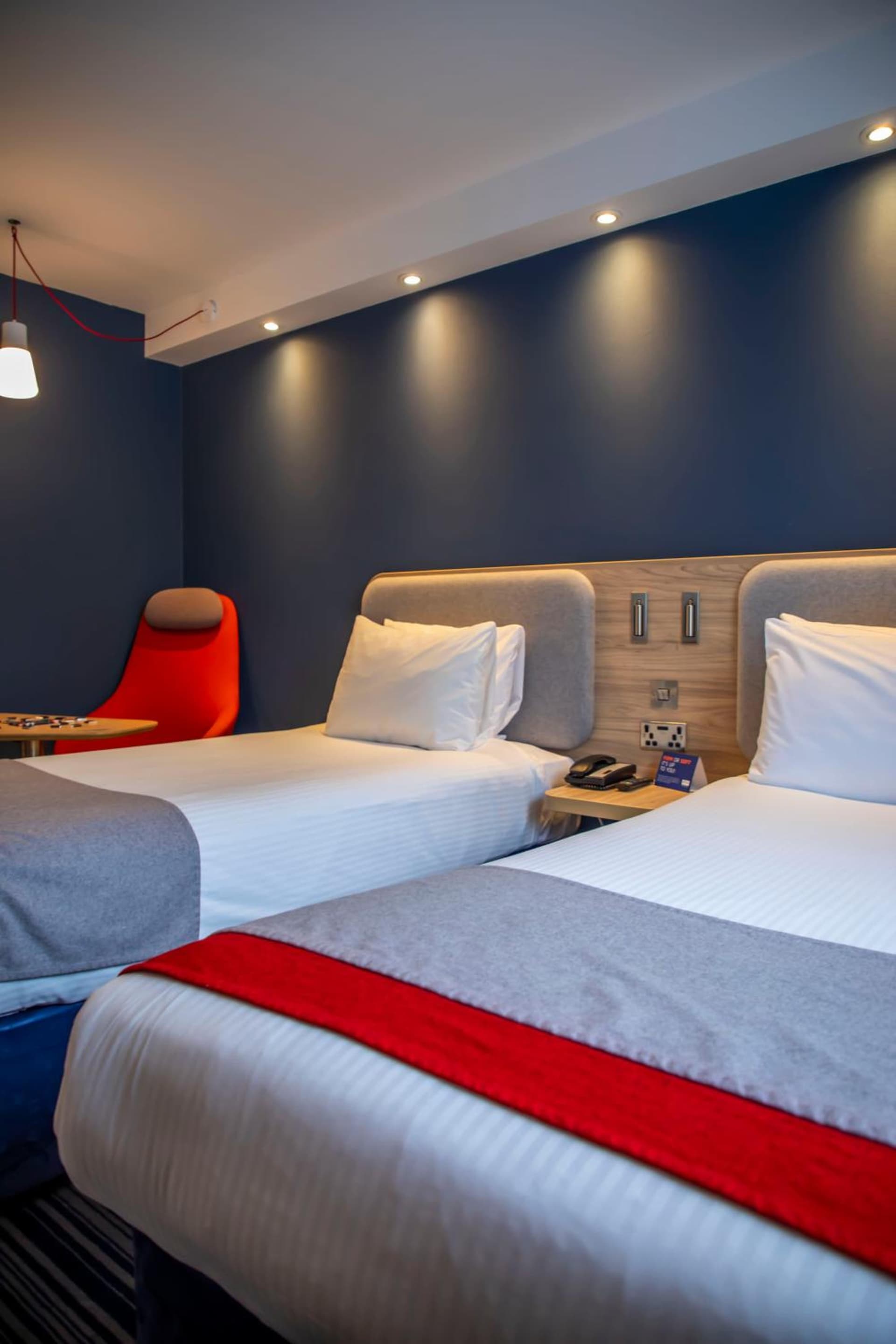 Holiday Inn Express Royal Docks by IHG 4