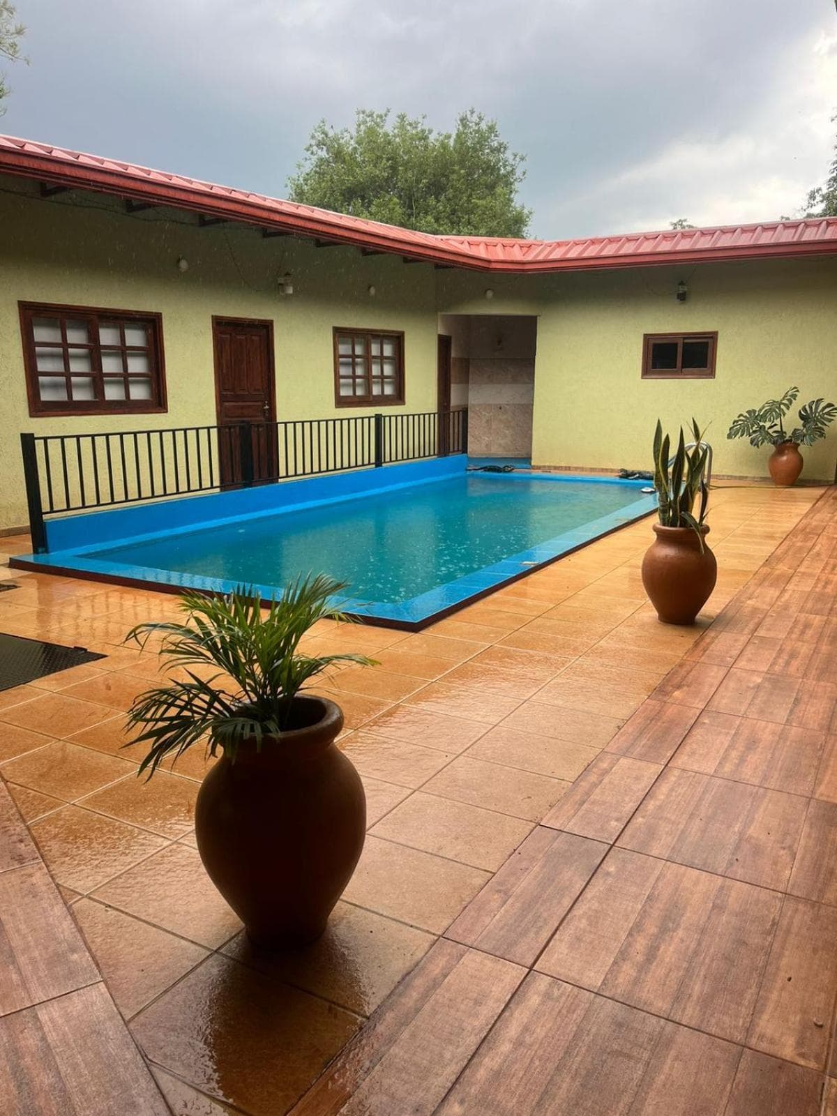 "Arzam Iguazú" - Construido y atendido por sus propios dueños