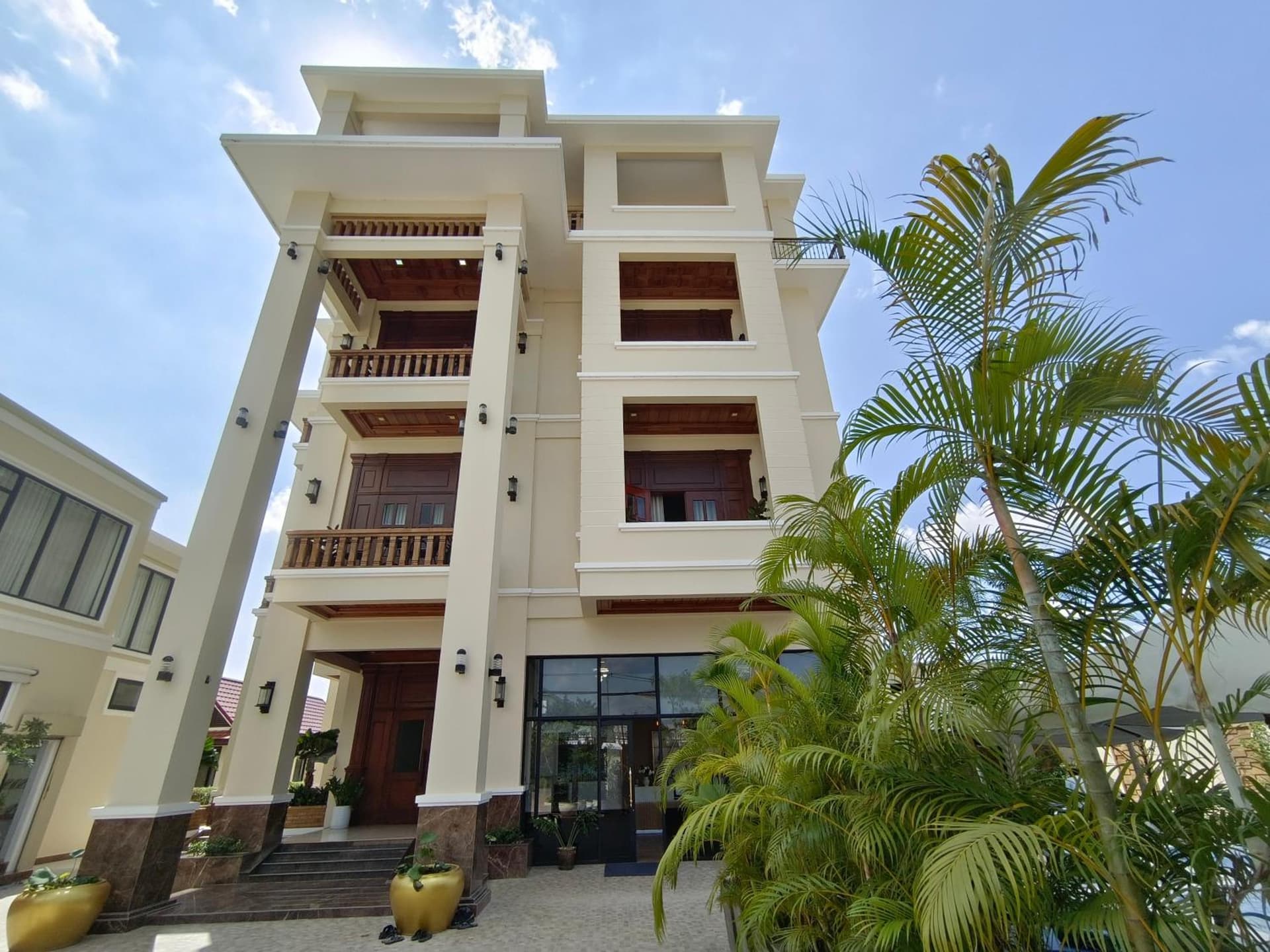 Seyna Residence