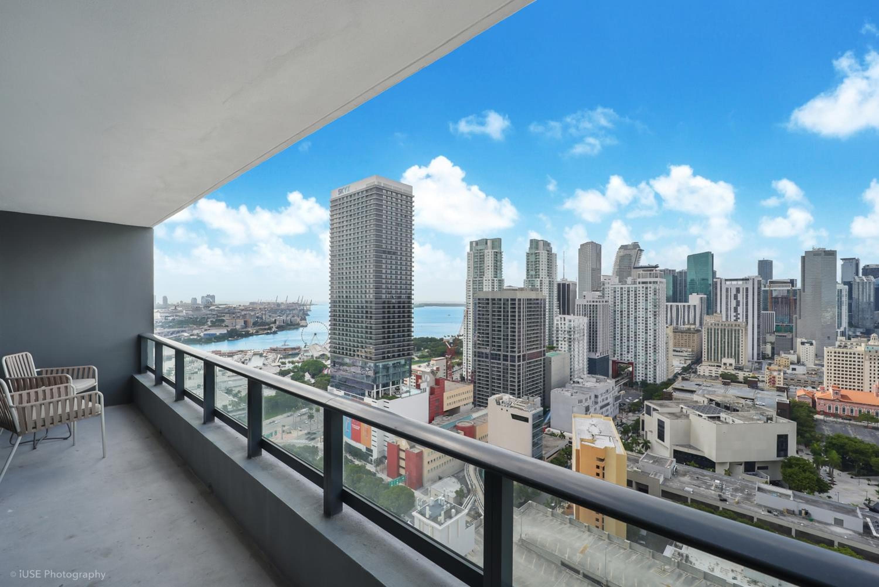 New unit 28th Floor with Unbeatable Bayside Views
