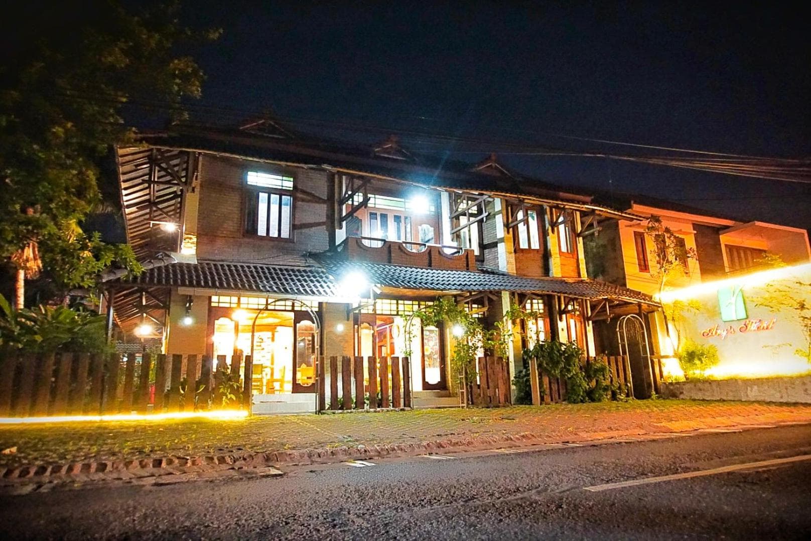 Tripletree Arys Garden Hotel