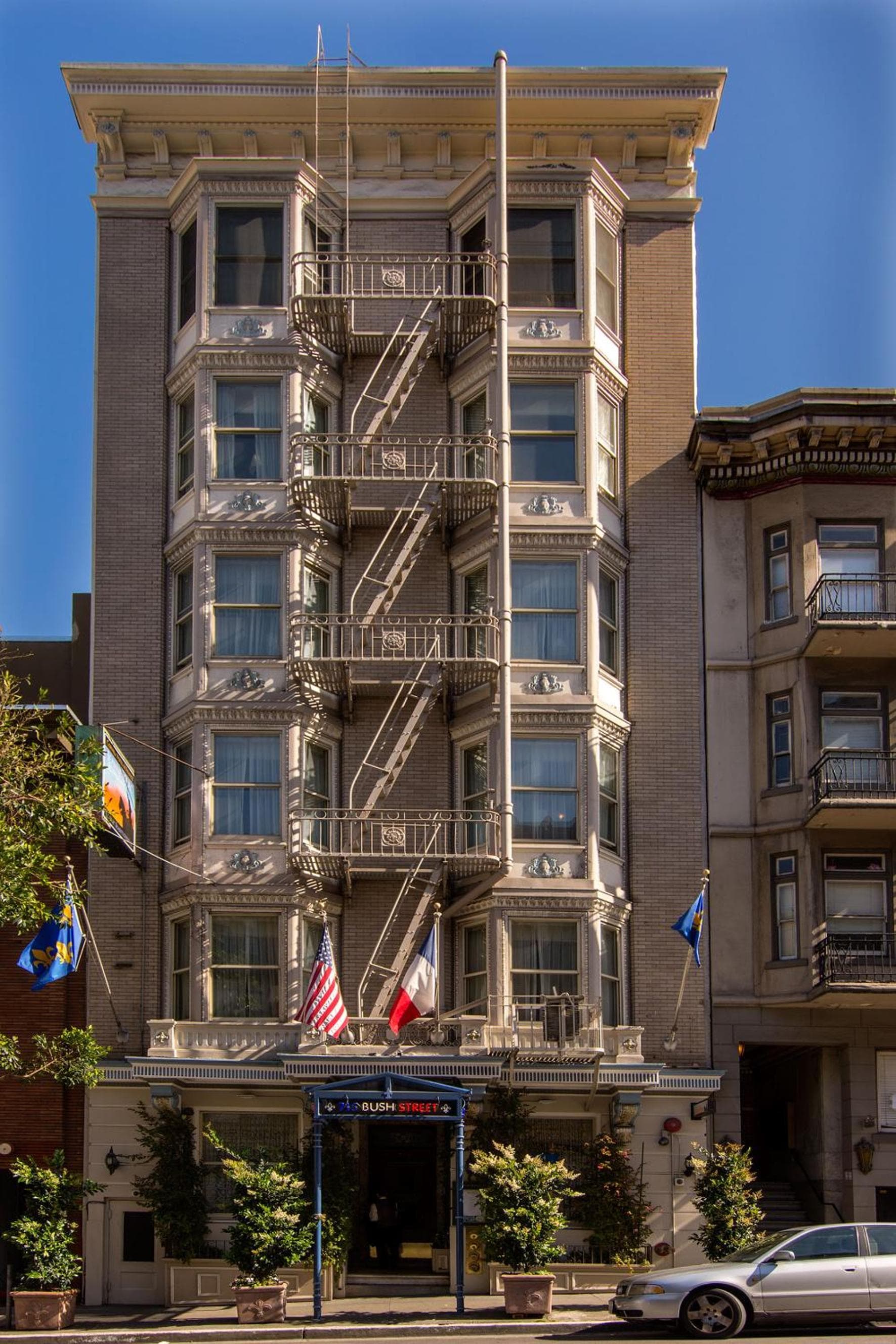 Cornell Hotel