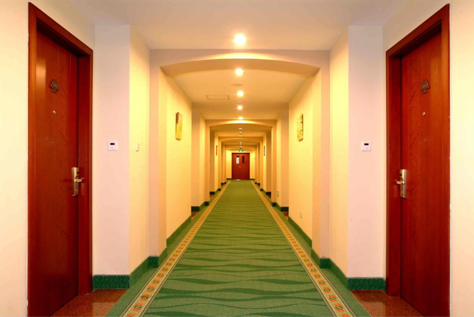 GreenTree Inn BeiJing XiZhiHe Dimension Stone Market Express Hotel