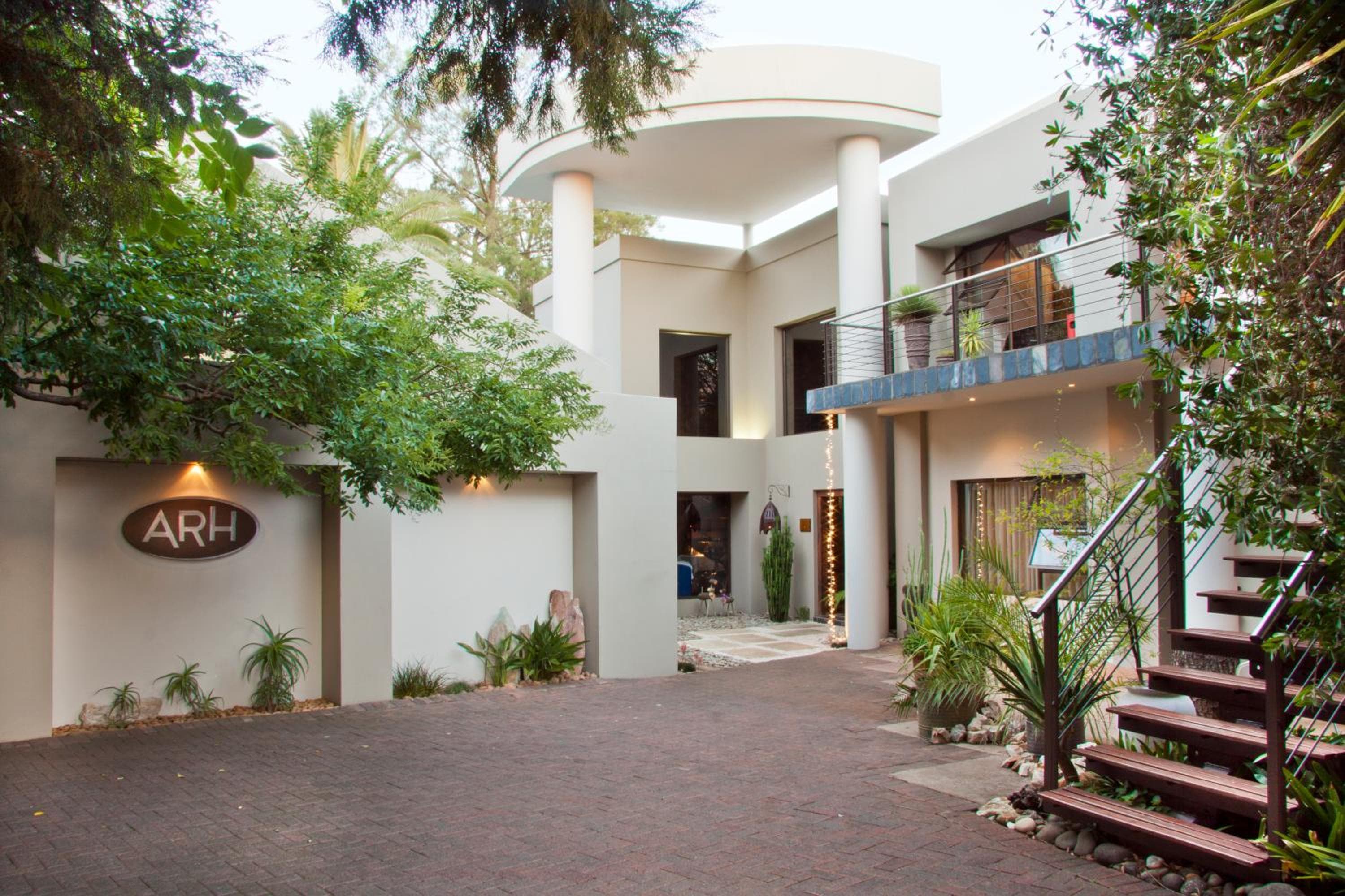 African Rock Hotel & Spa -"Relaxed Exclusivity"