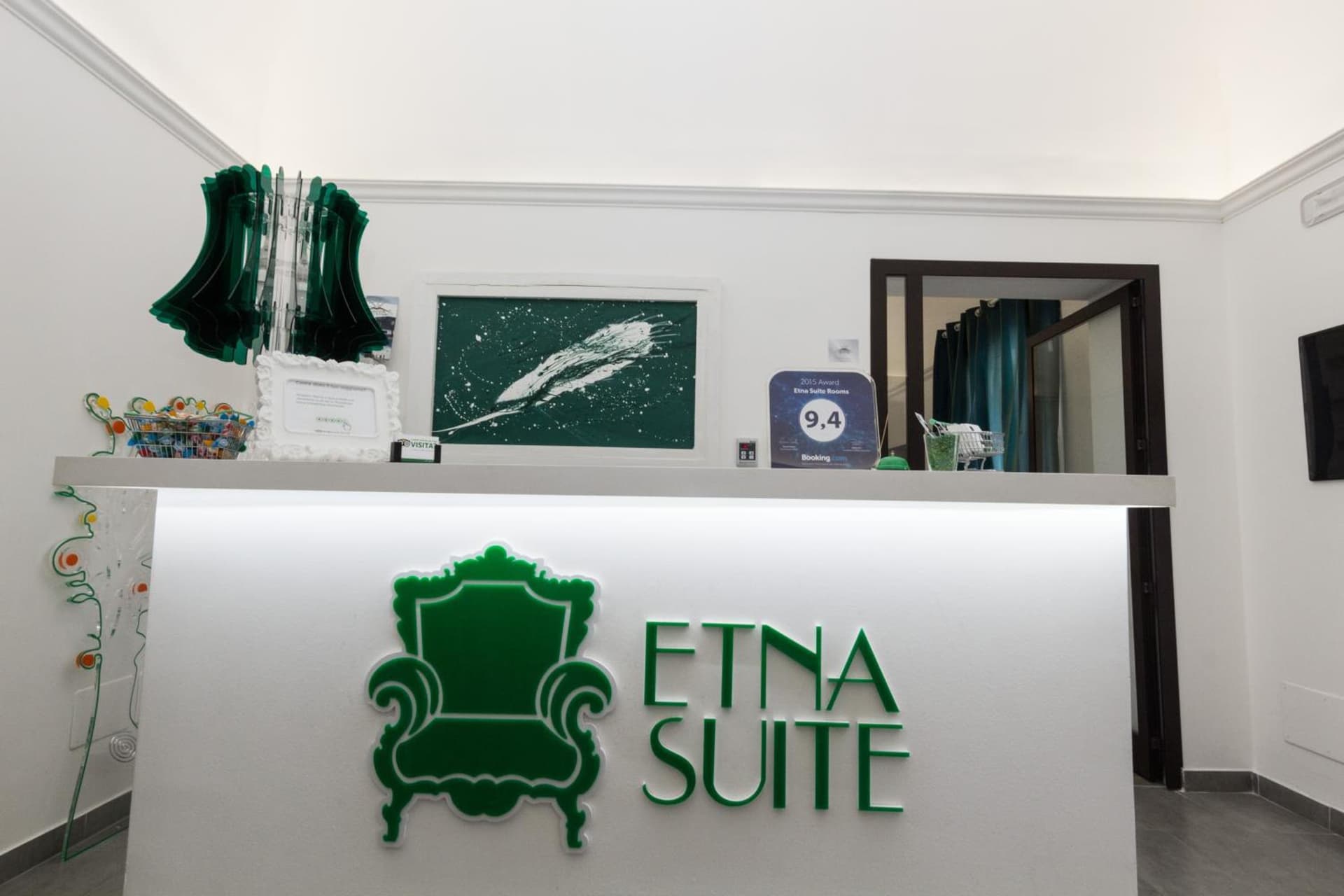 Etna Suite Group