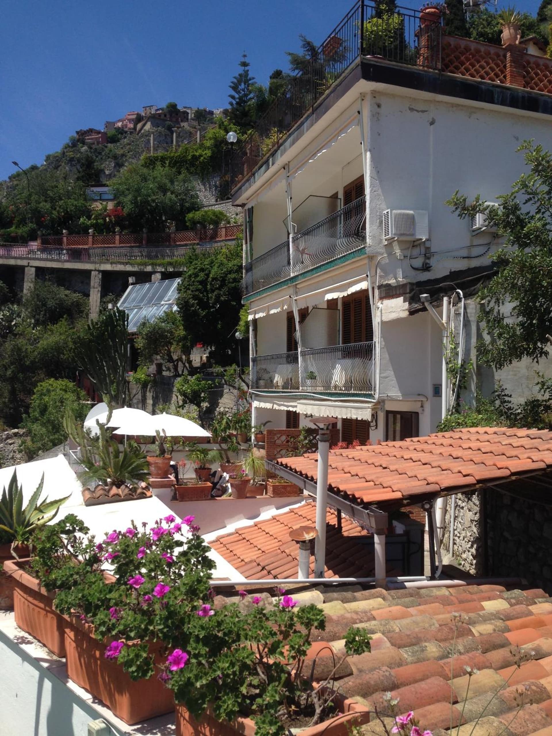 Villa Greta Hotel Rooms & Suites