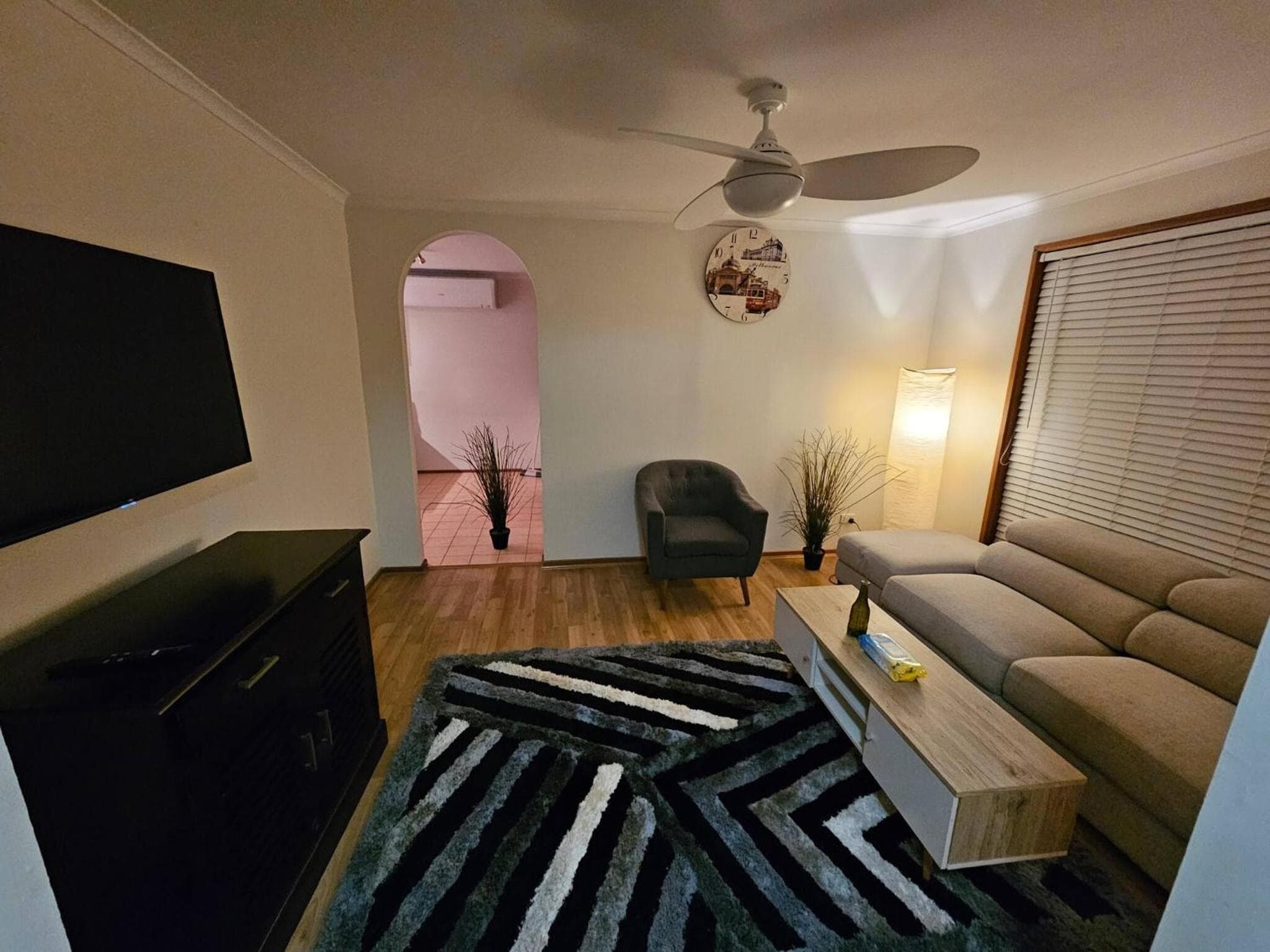Charming 3-Bedroom House in Meadow Heights - Perfect Family Retreat