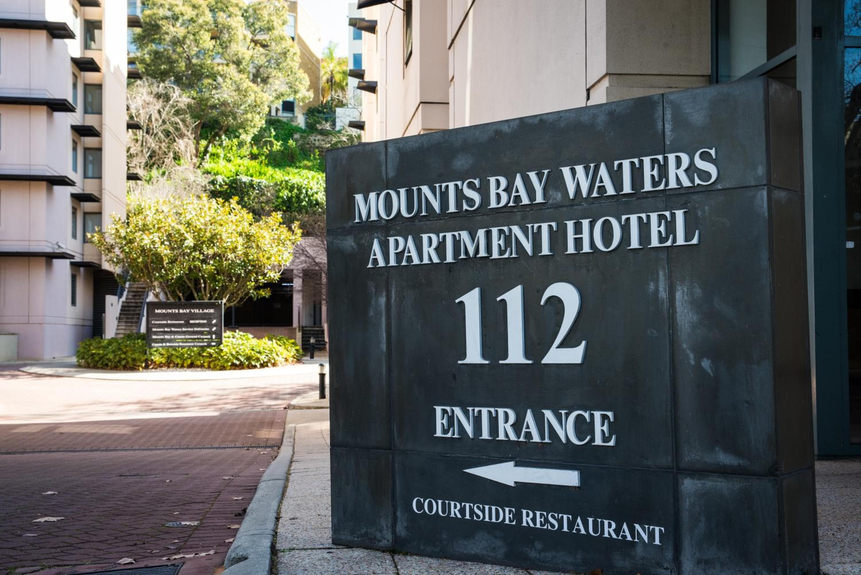 Perth City Retreat - parking, pool, self contained