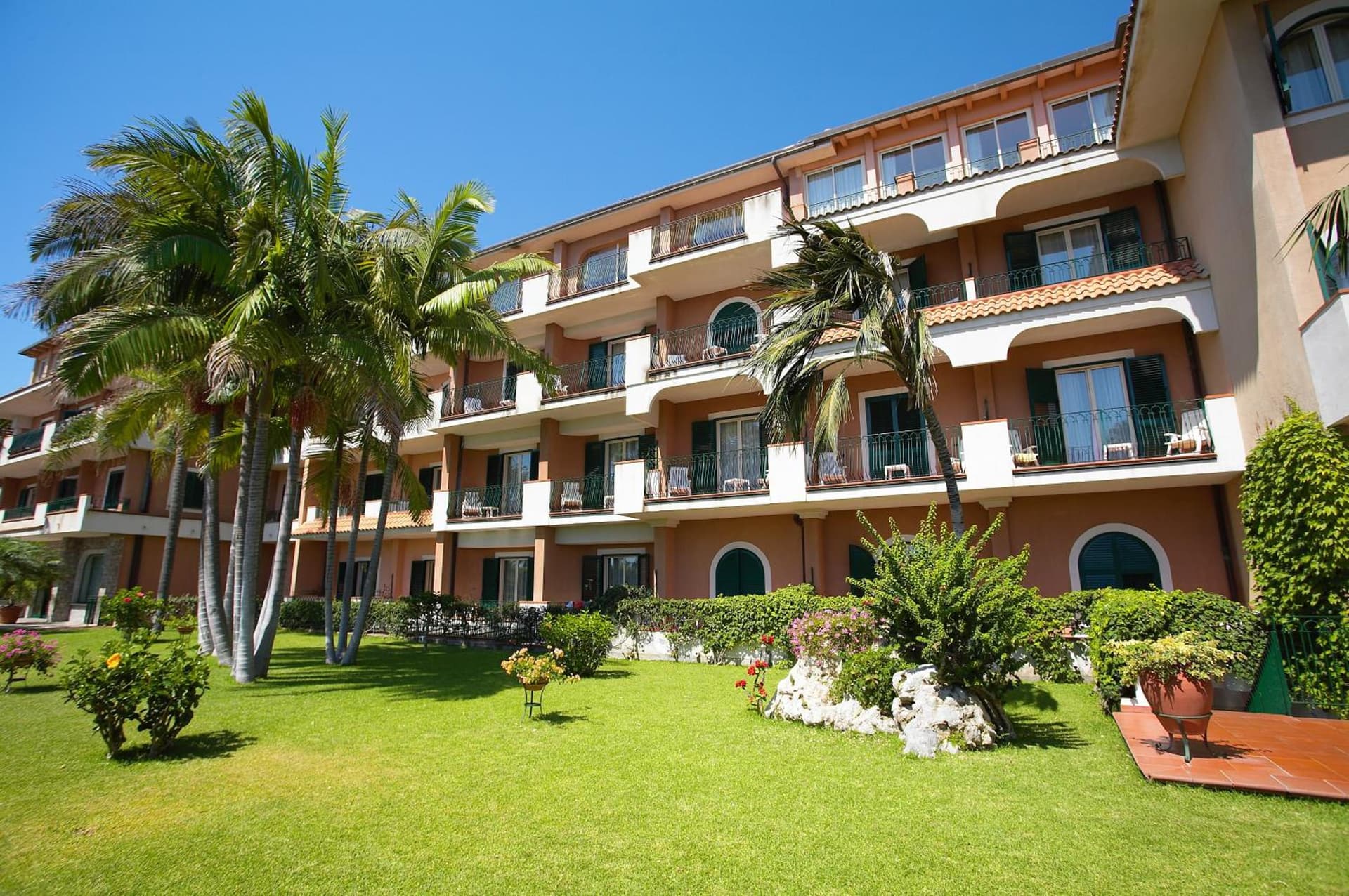 Hotel Caparena