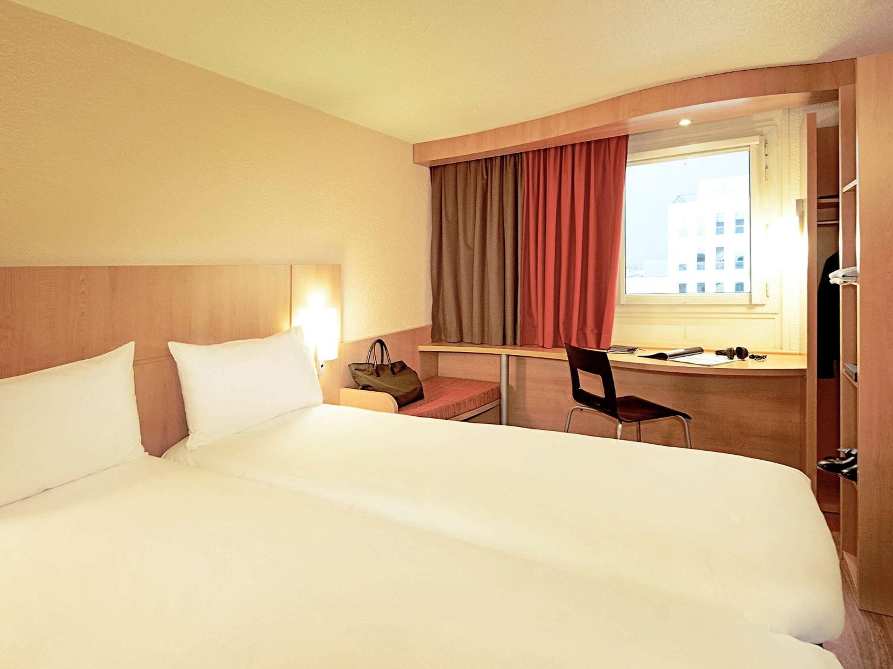 ibis Bristol Temple Meads 4