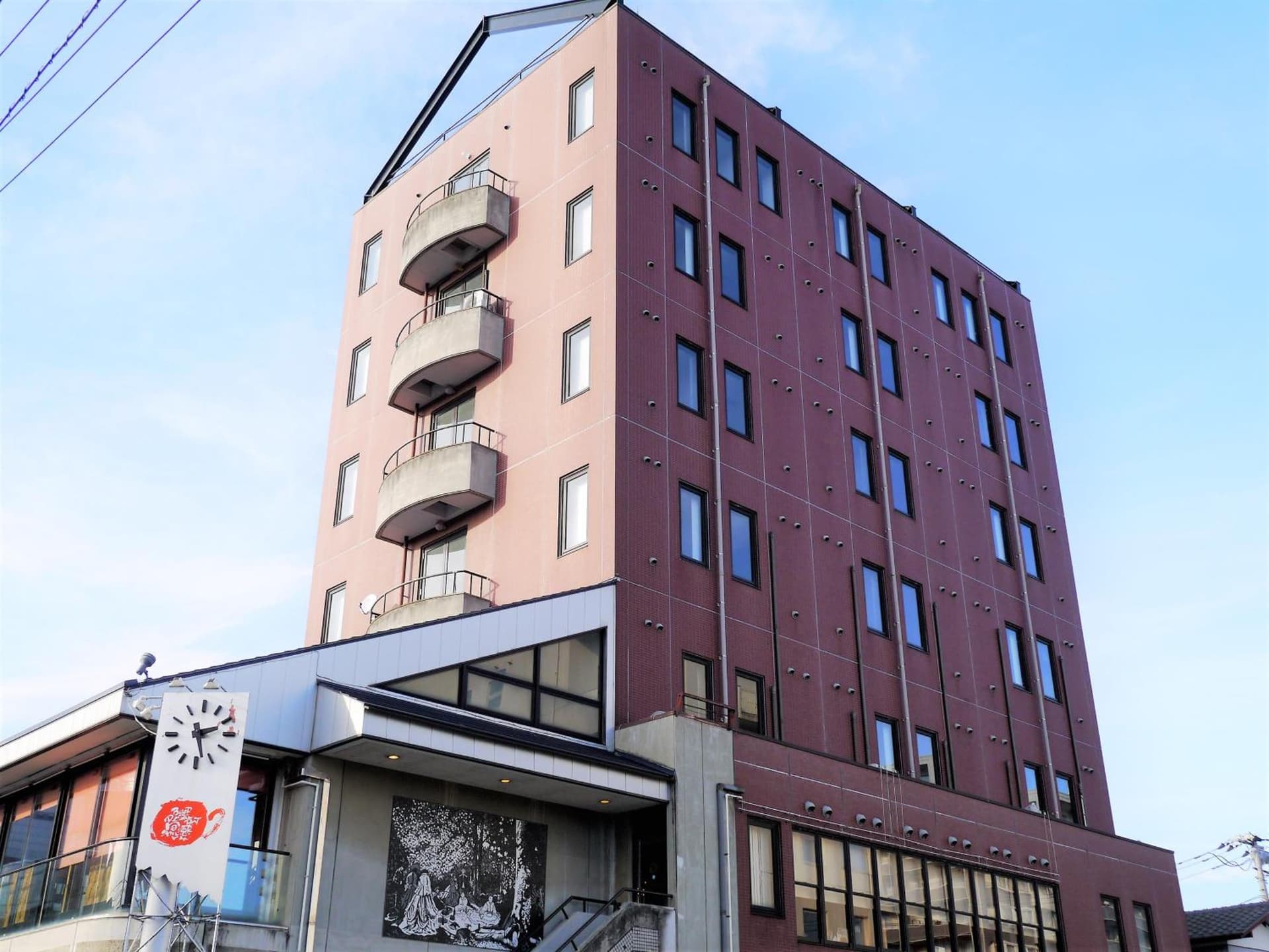 ArC LIFESTYLE SPACE & HOTEL