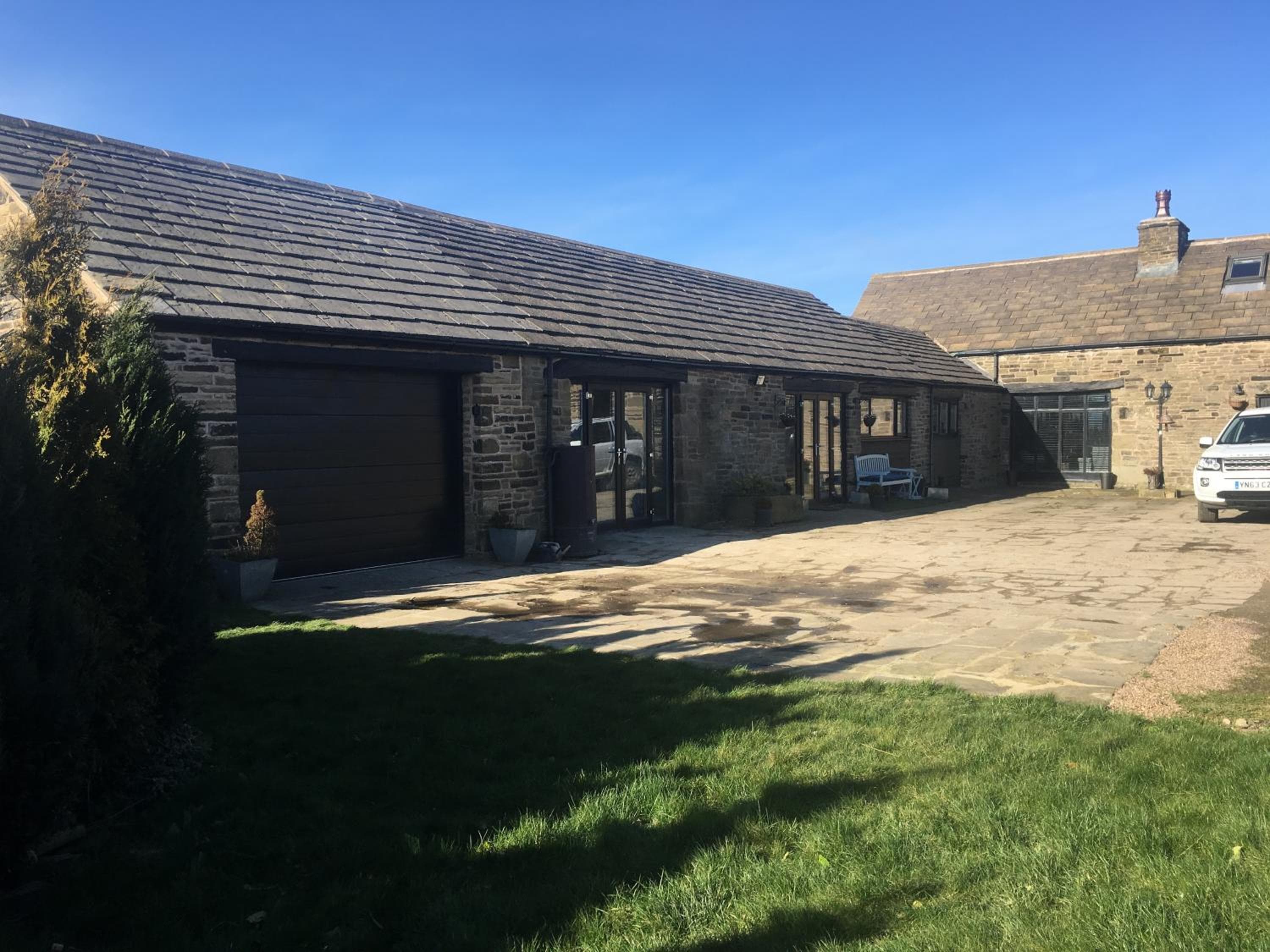 The Coach House & The Stables Yorkshire Peak District With and without hot tub options