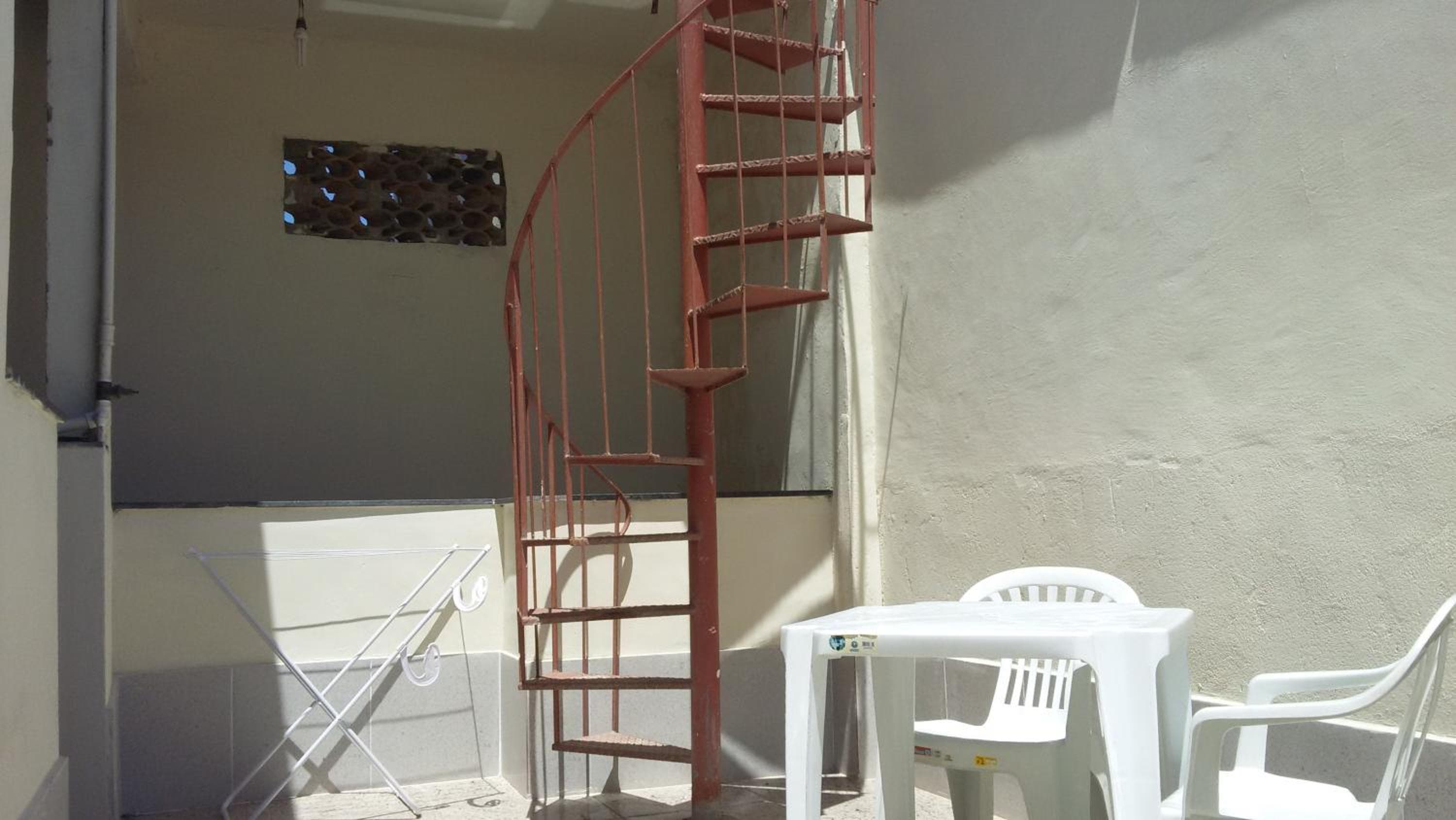 Quartos Em Casa In Caxias da Paraíso