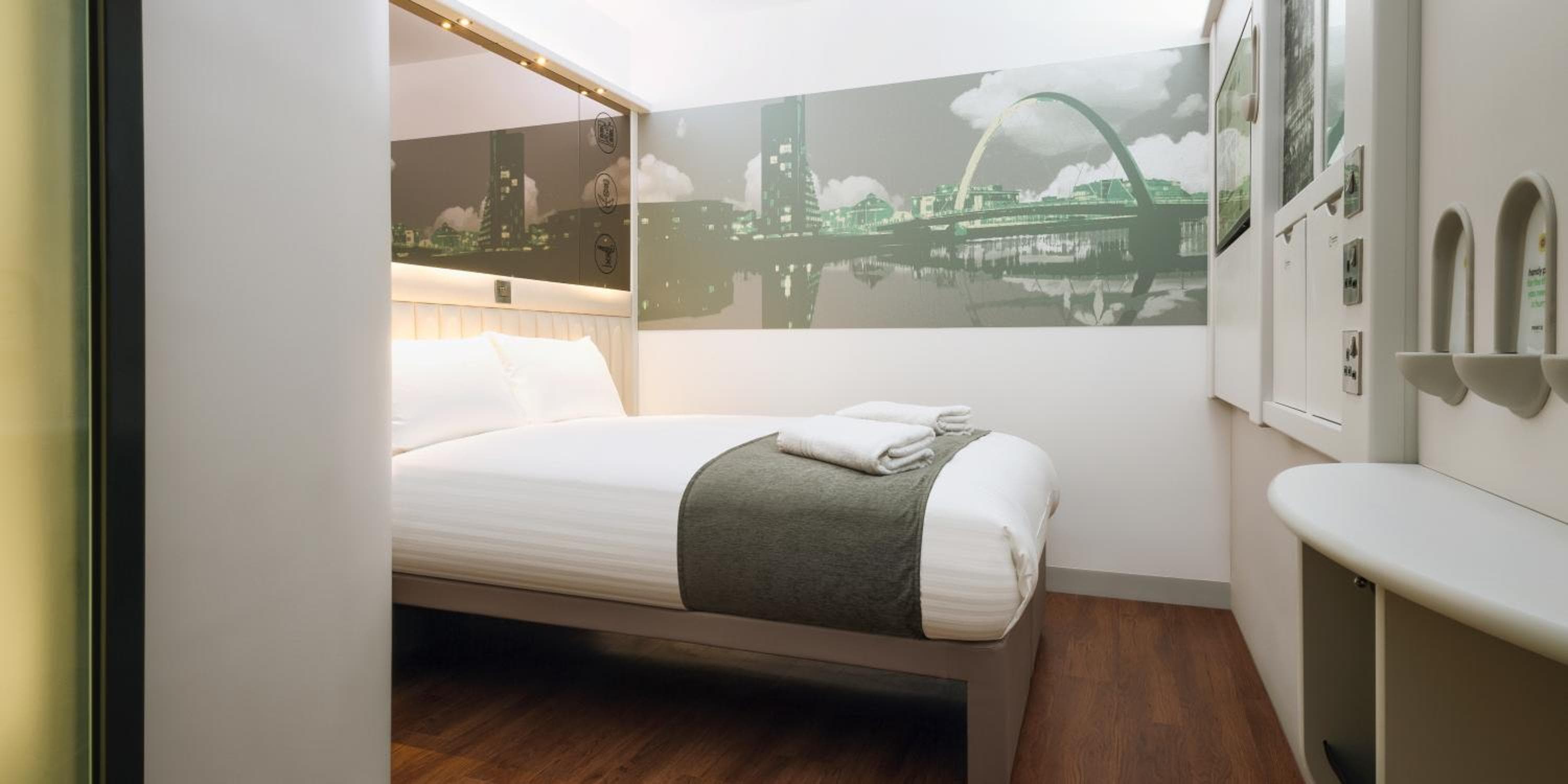 Point A Hotel Glasgow 3