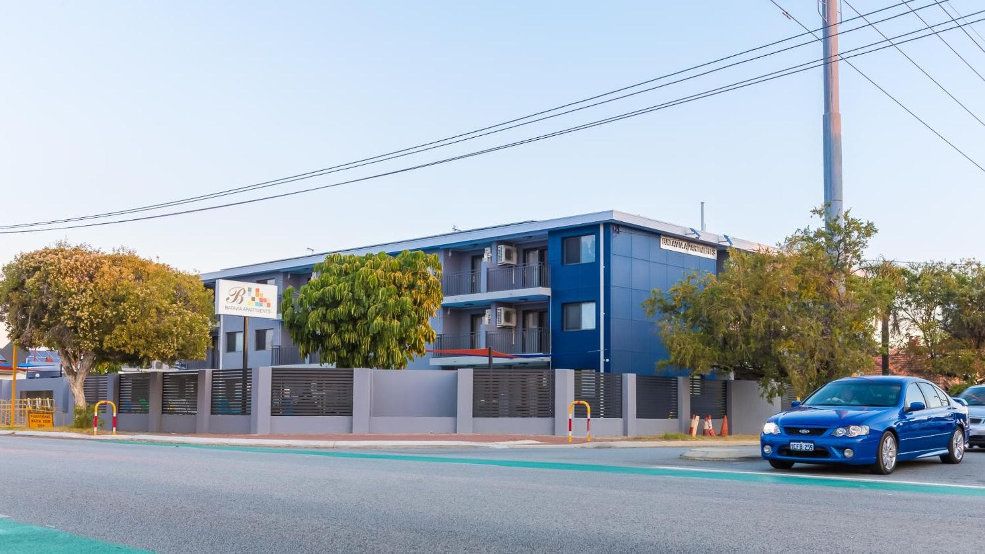 Batavia Apartments