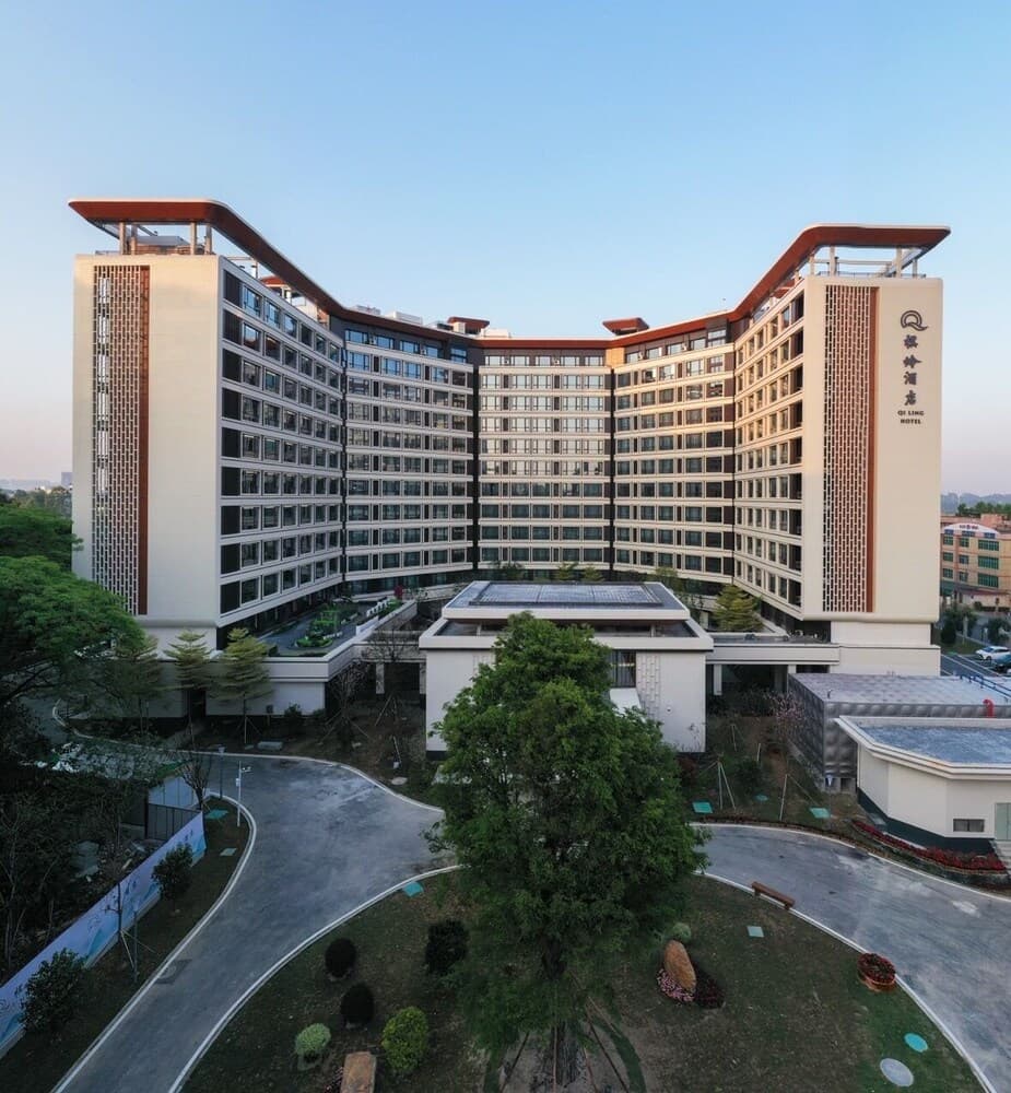 QL HOTEL