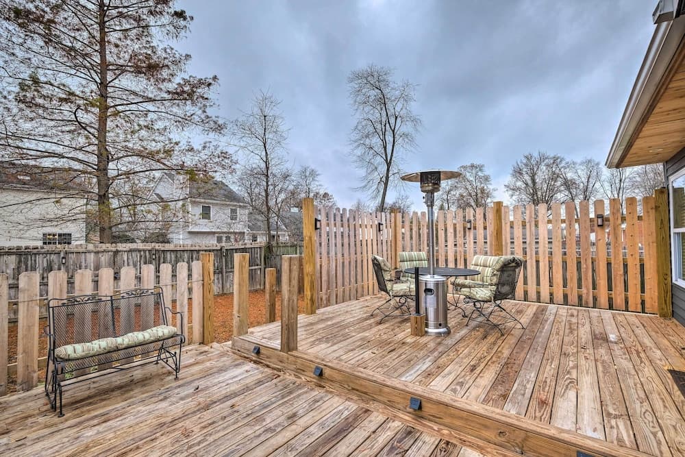 Luxe Lyndon Home < 11 Mi to Dtwn Louisville!